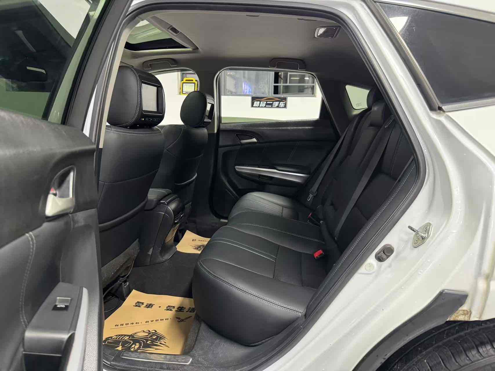 Honda CROSSTOUR 2012 immagine di auto #6