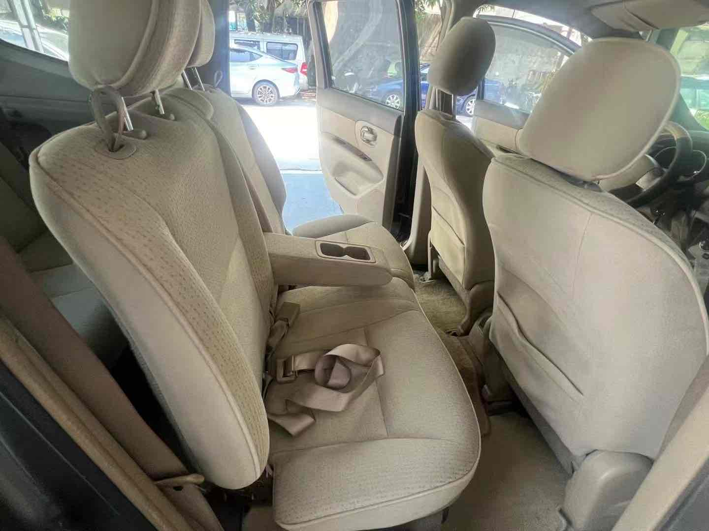 Nissan Livina Geniss 2006 car image #6