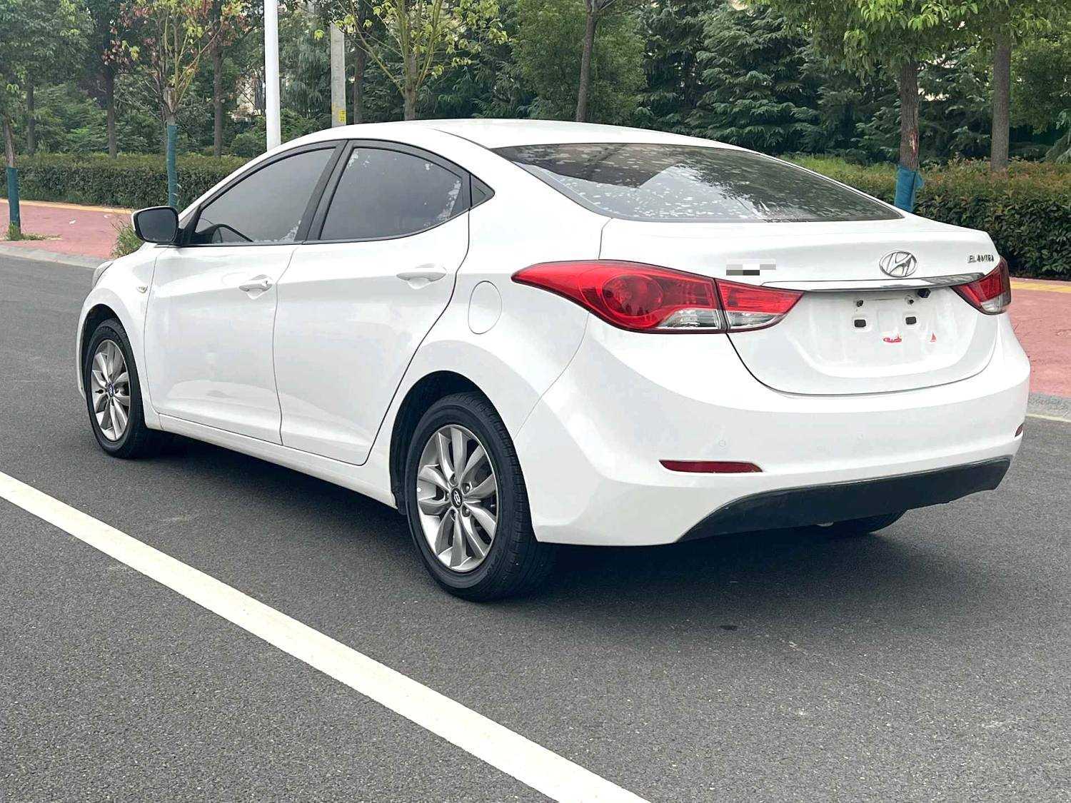 Hyundai Elantra MD 2014 car image #6