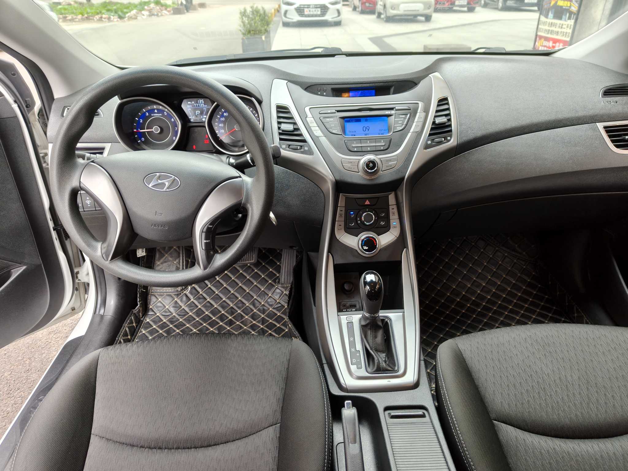 Hyundai Elantra MD 2012 #6 Hyundai Elantra MD 2012 car image #6