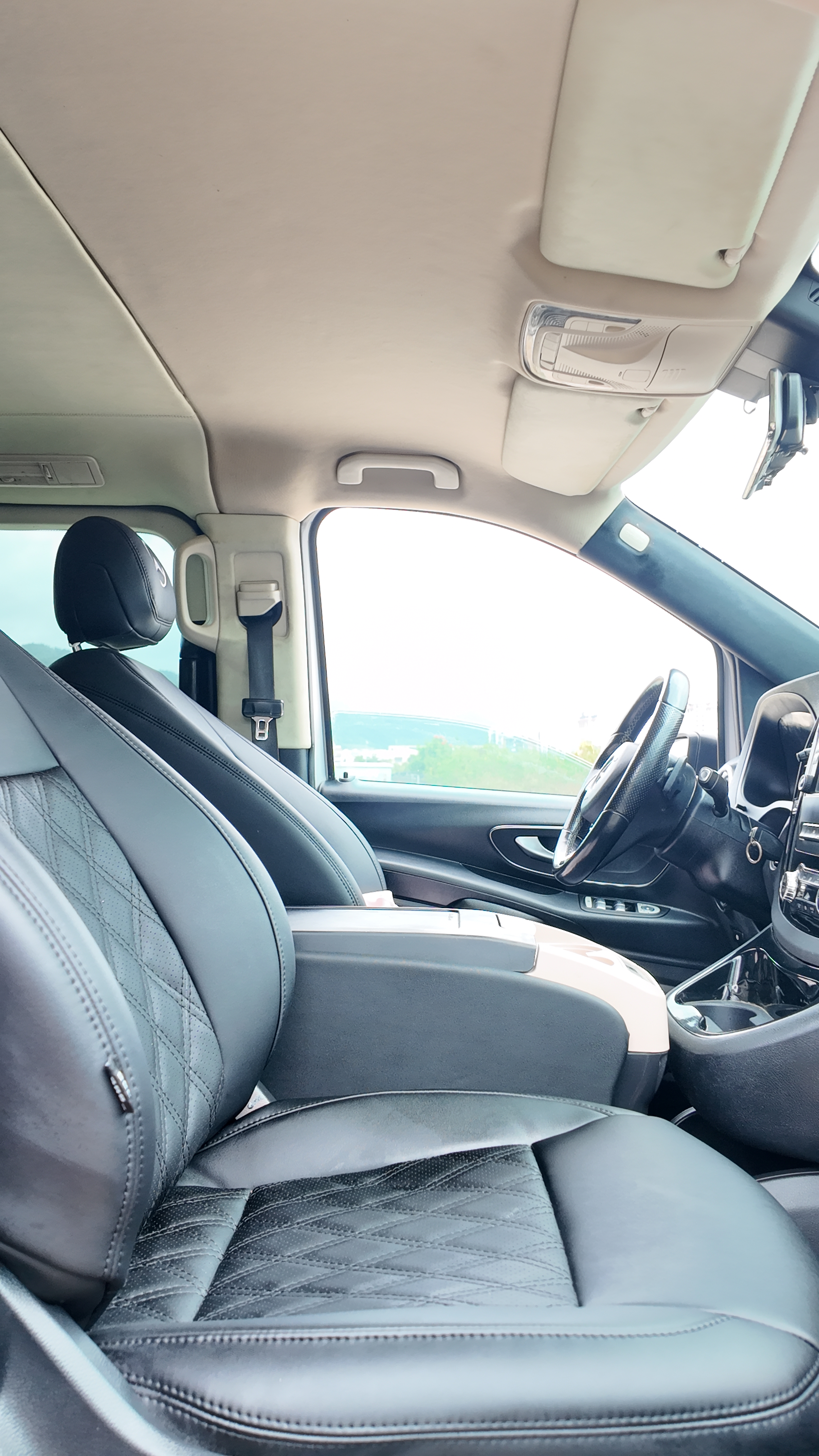 Mercedes-Benz E Class 2013 car image #6