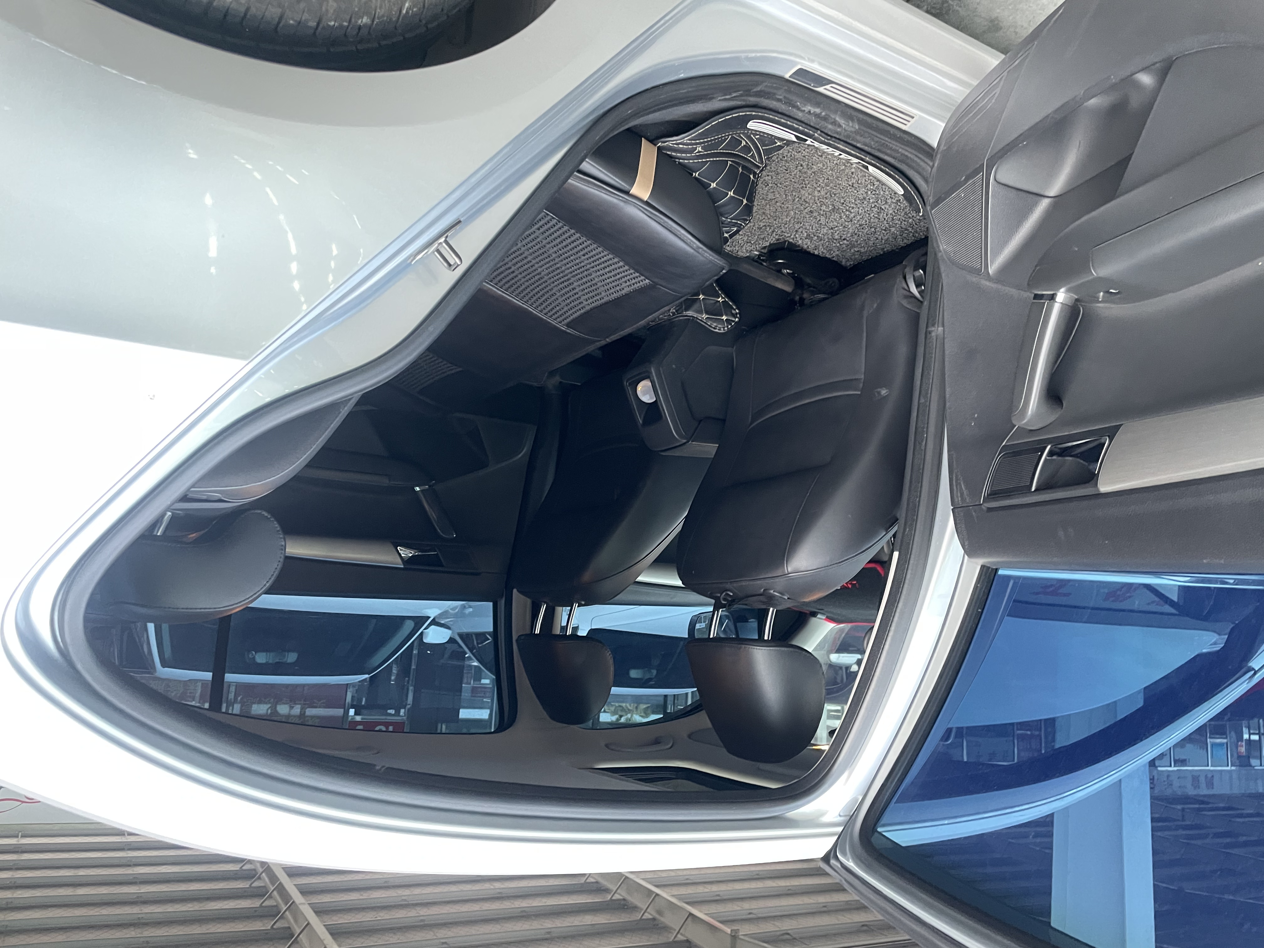 Volkswagen Lavida 2014 car image #6