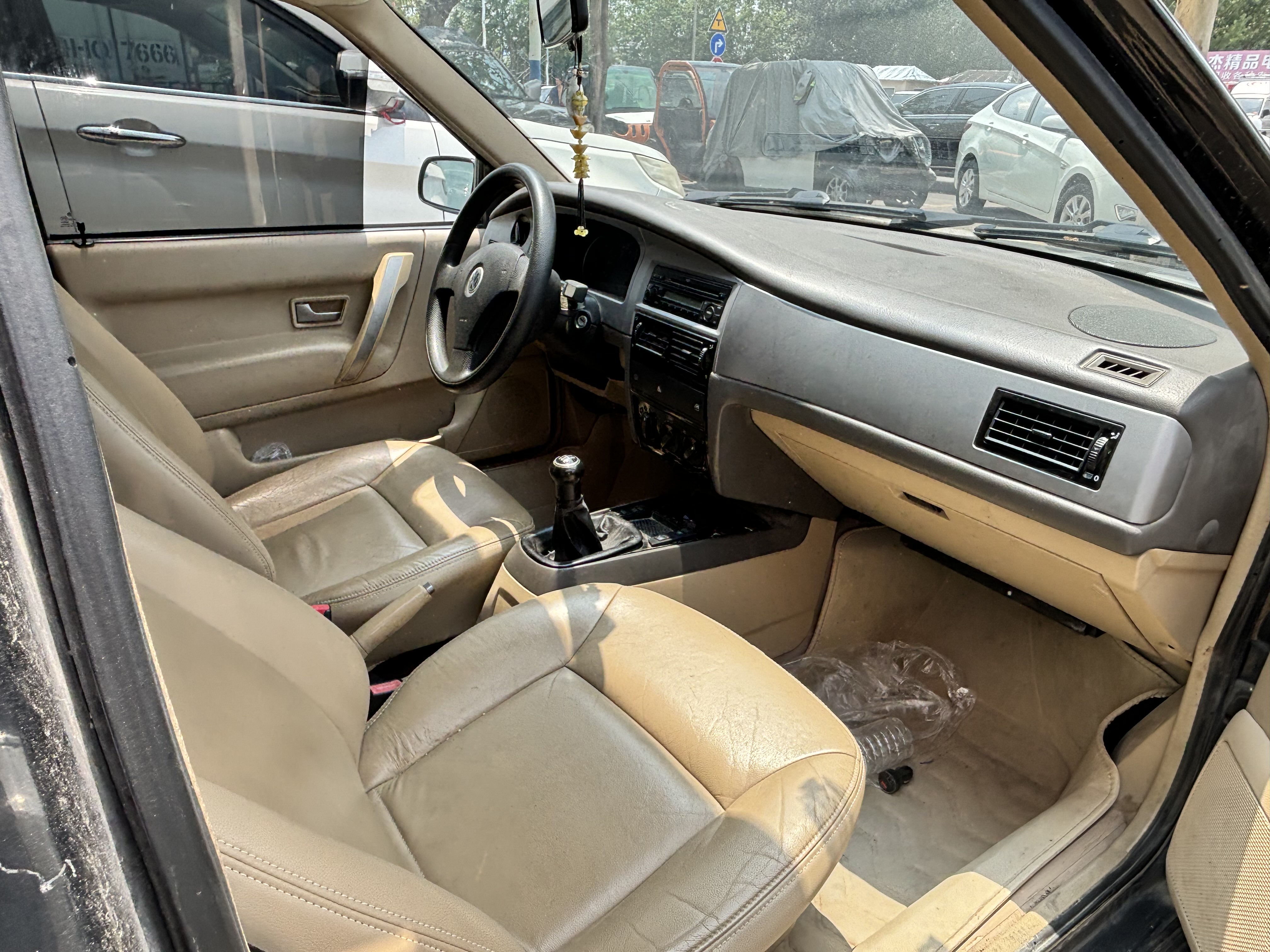 Volkswagen Santana Vista 2012 car image #6