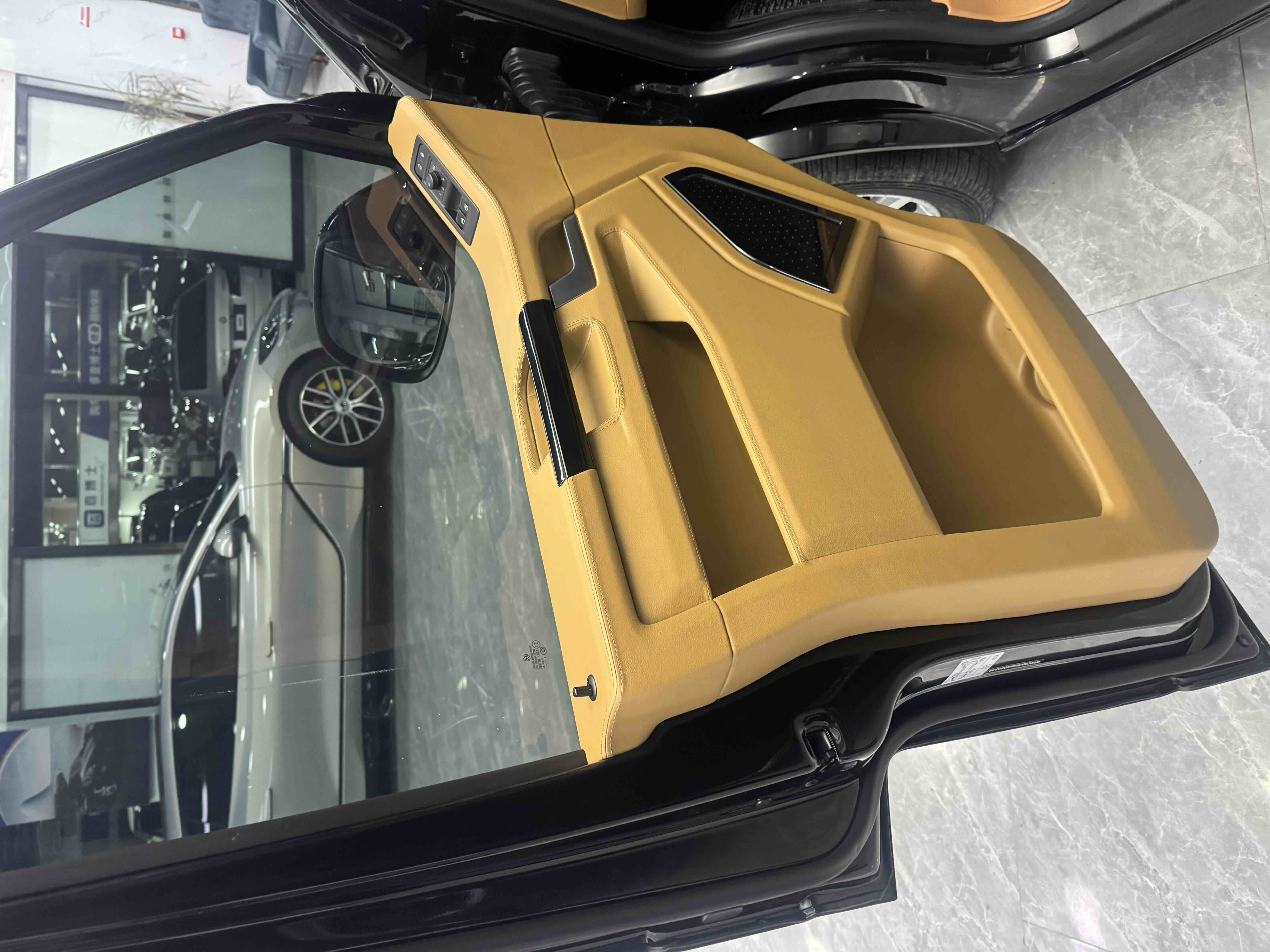 Volkswagen Caravelle 2018 #6 Volkswagen Caravelle 2018 car image #6