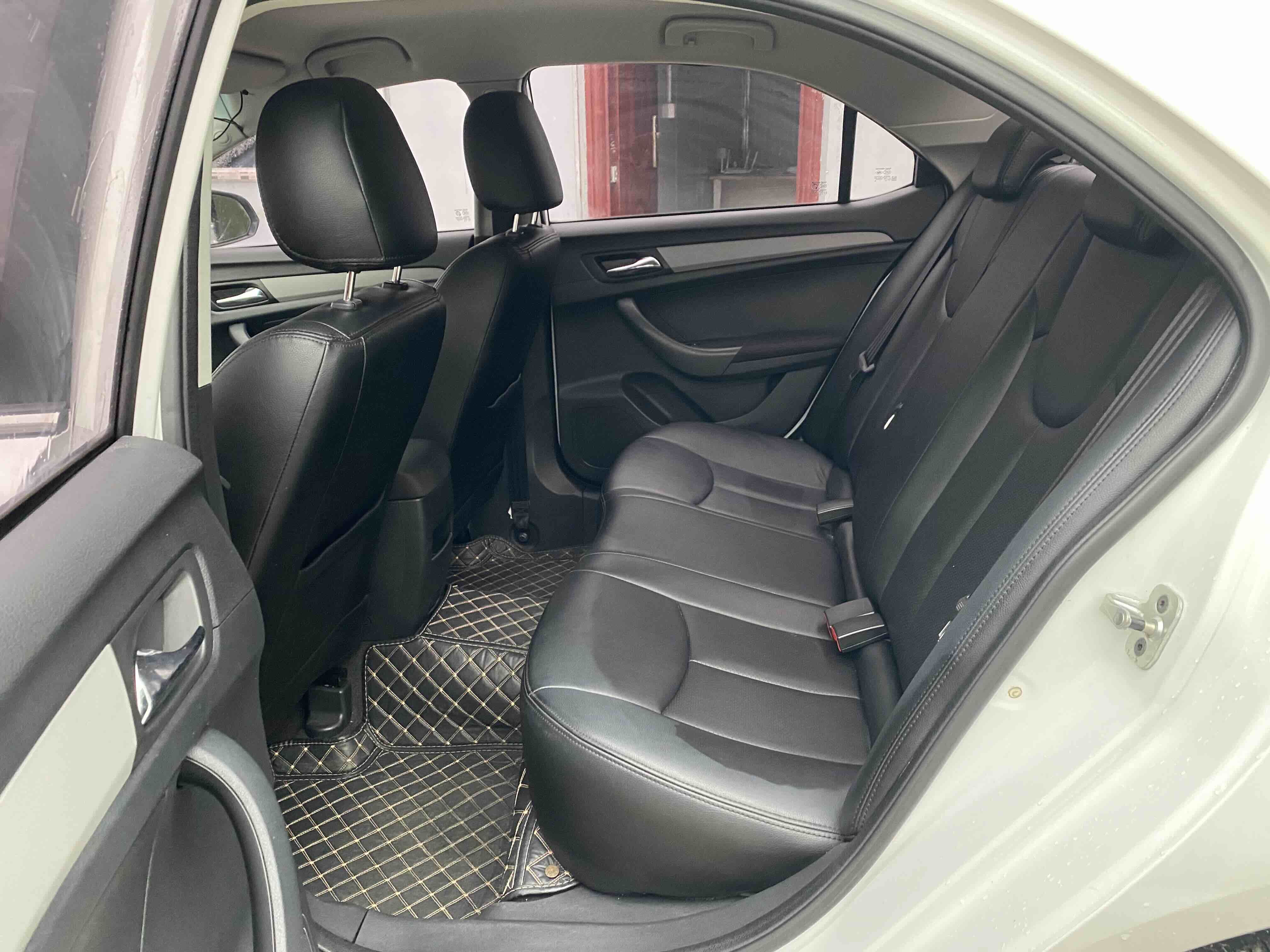 荣威 荣威360 2017 汽车图片 #6