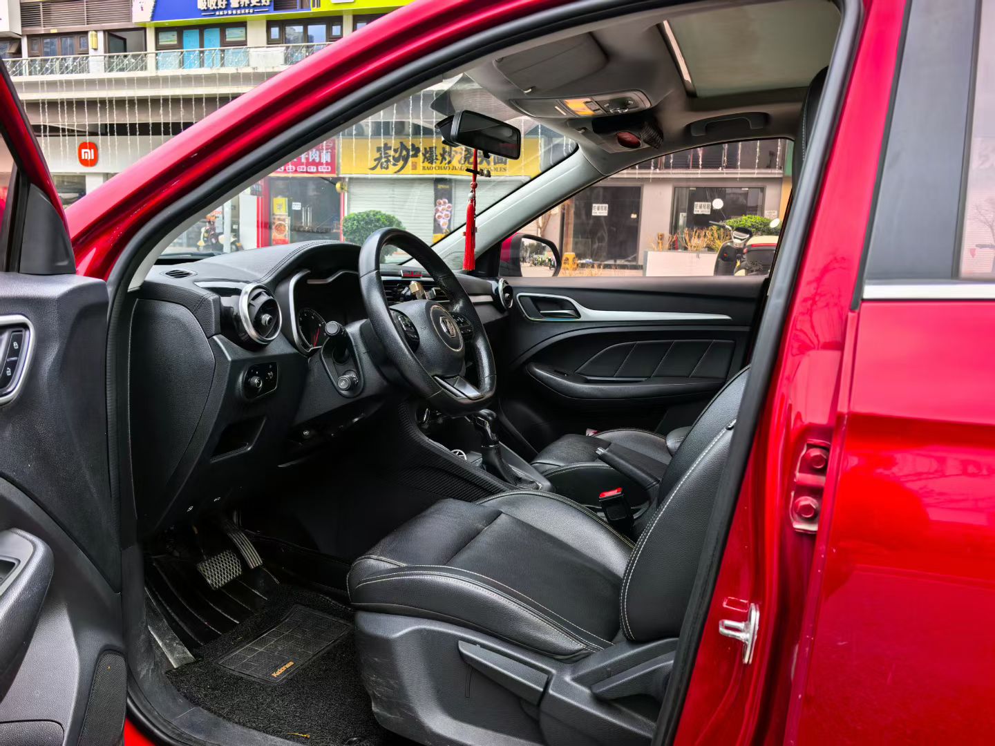 MG ZS 2017 #6 MG ZS 2017 car image #6