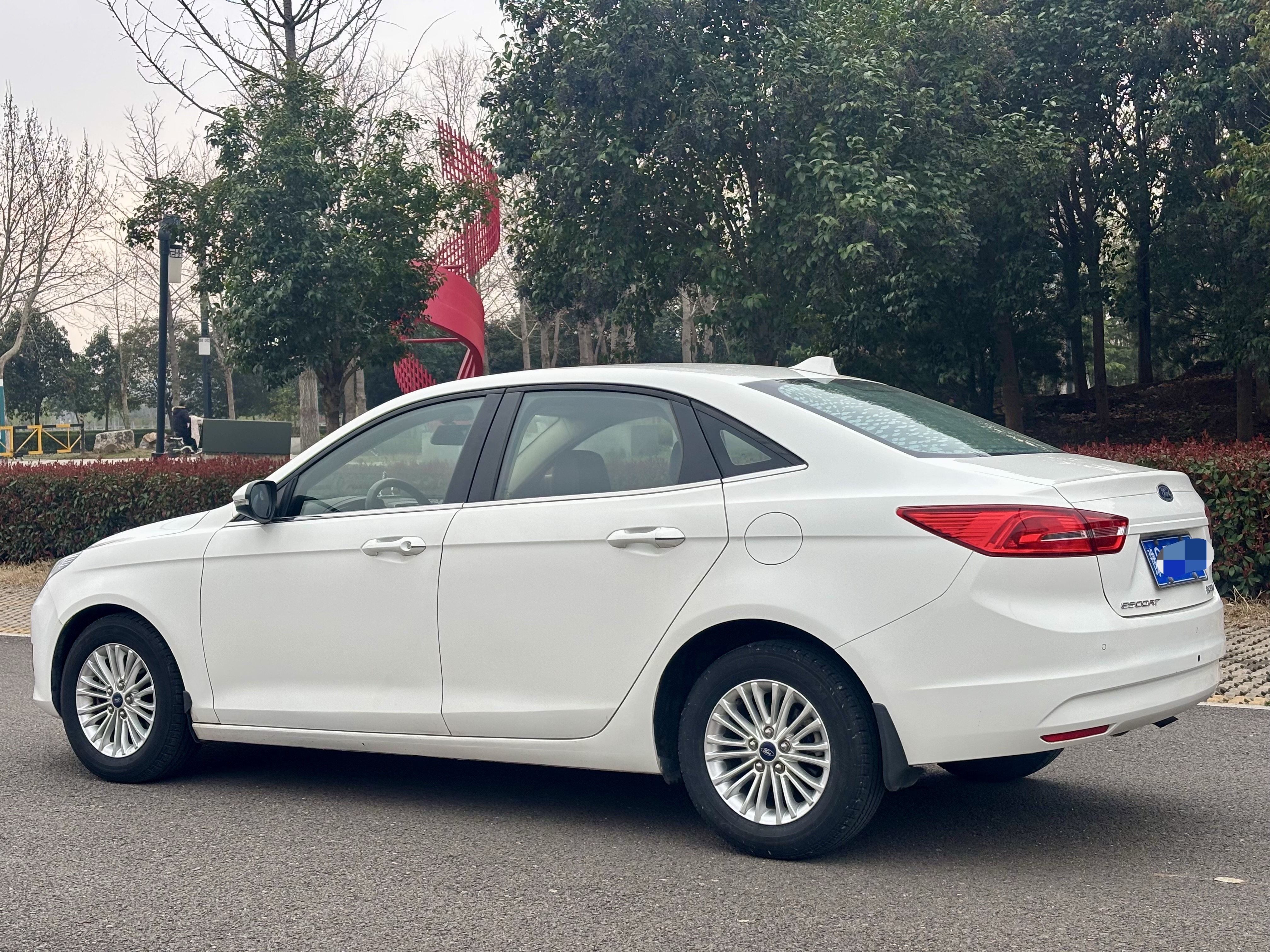 Ford Escort 2016 immagine di auto #6