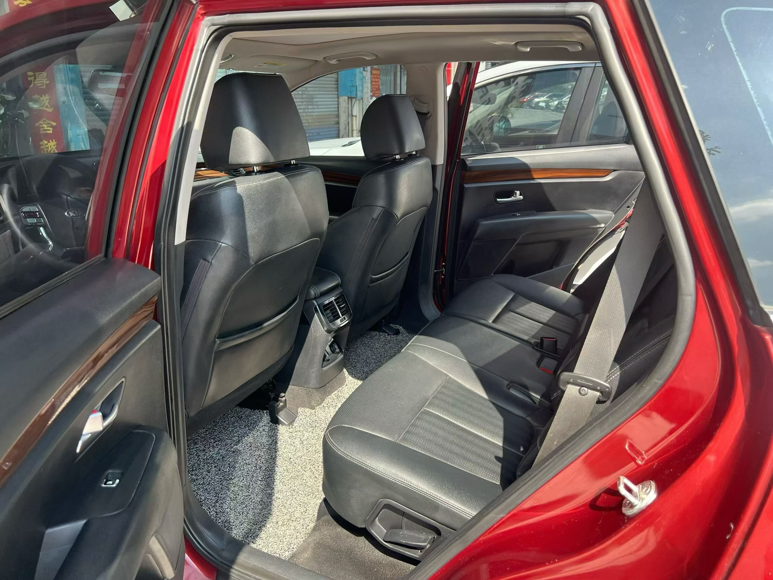 Kia Sorento 2018 car image #6