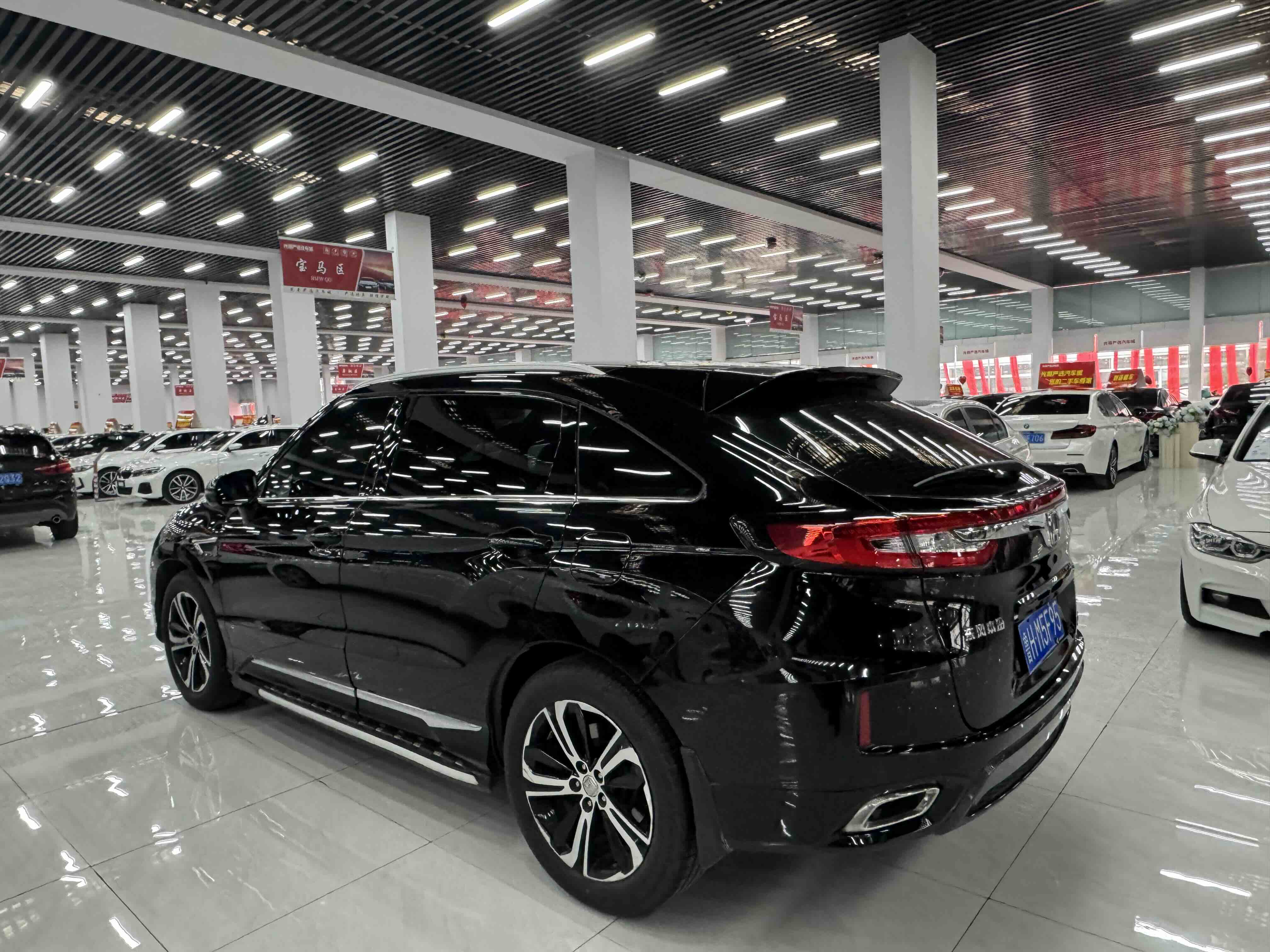 Honda UR-V 2017 car image #6