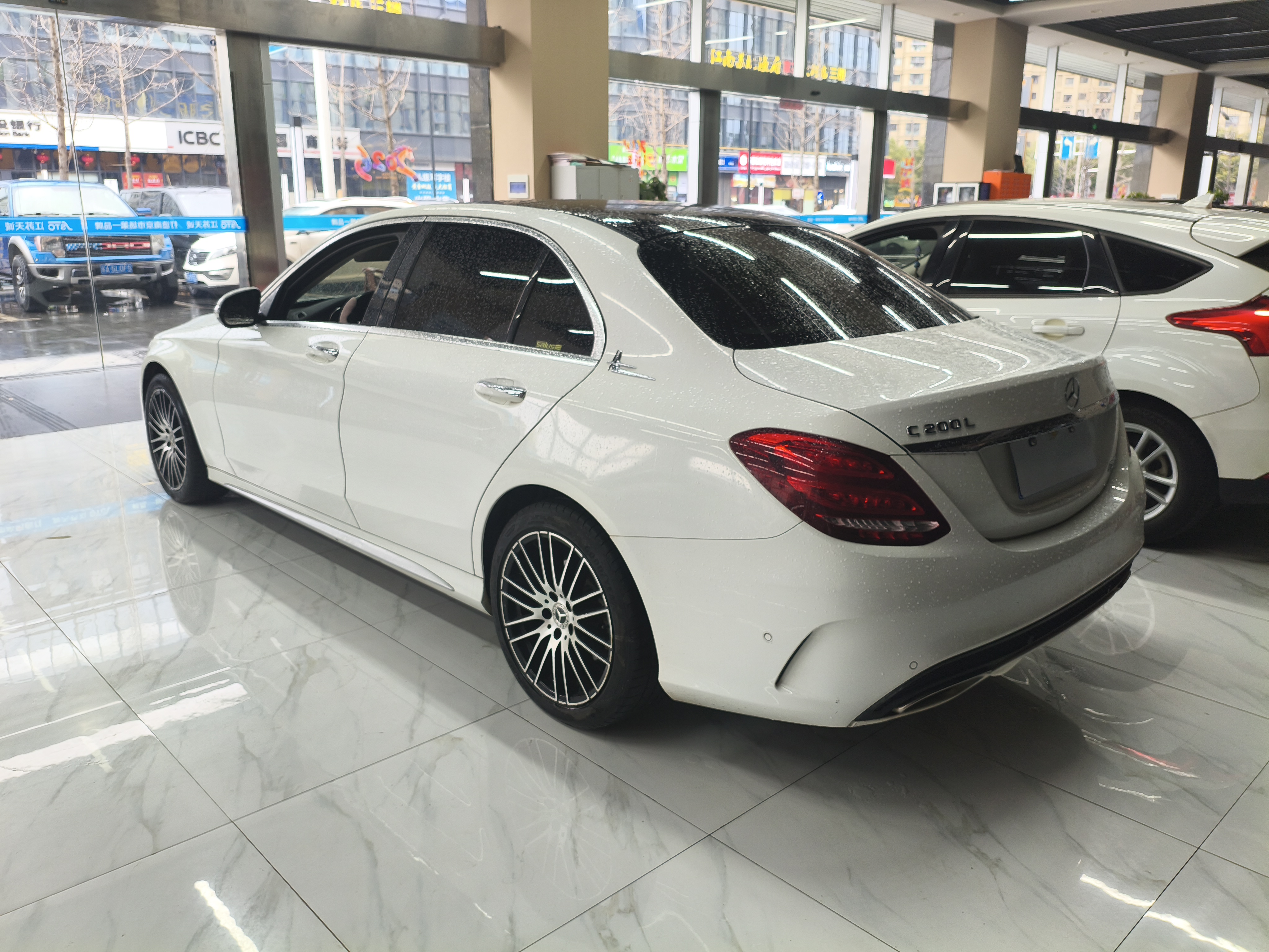 Mercedes-Benz C Class 2017 car image #6