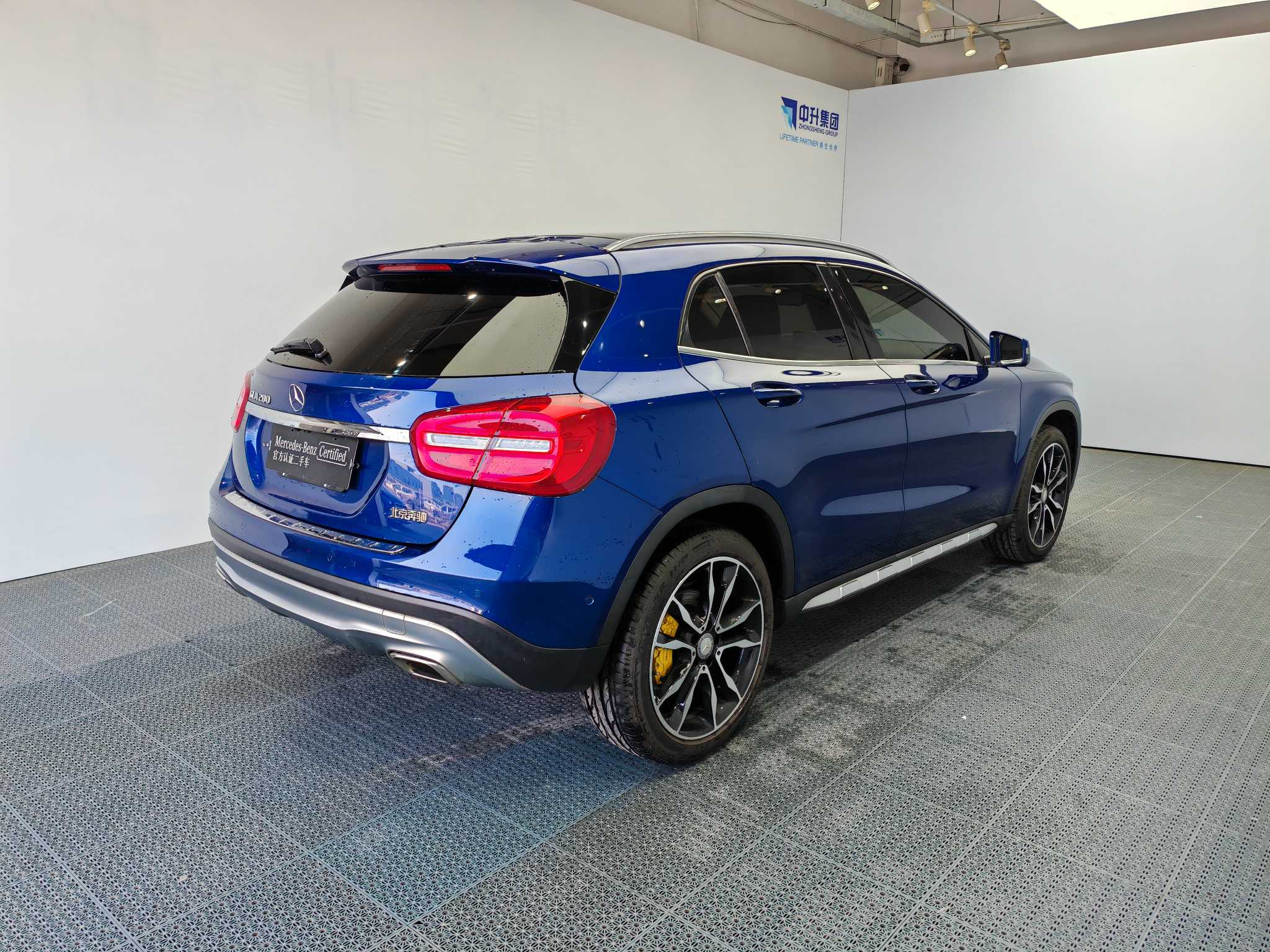 Mercedes-Benz GLA Class 2016 car image #6