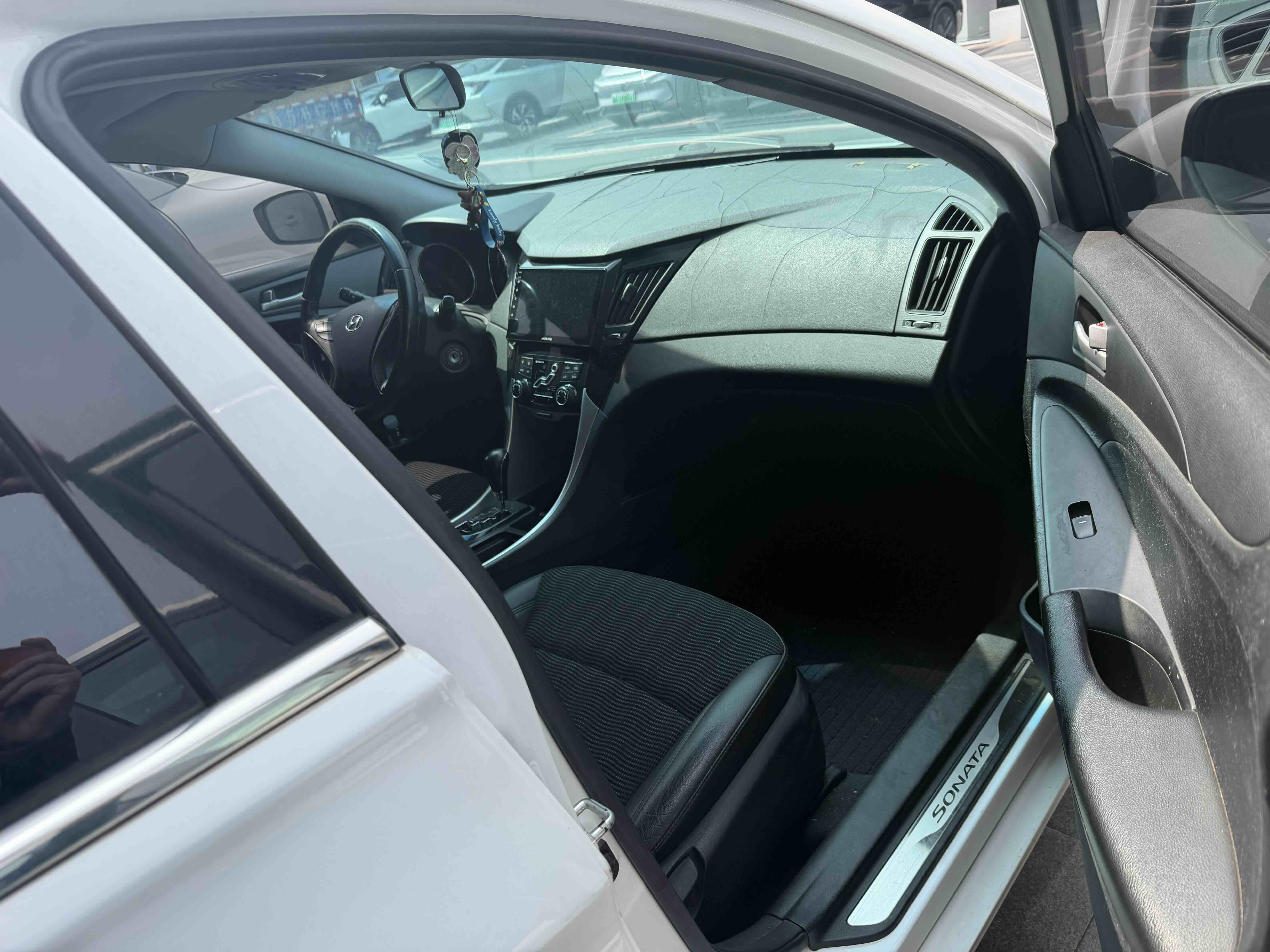 Hyundai Sonata 2013 car image #6