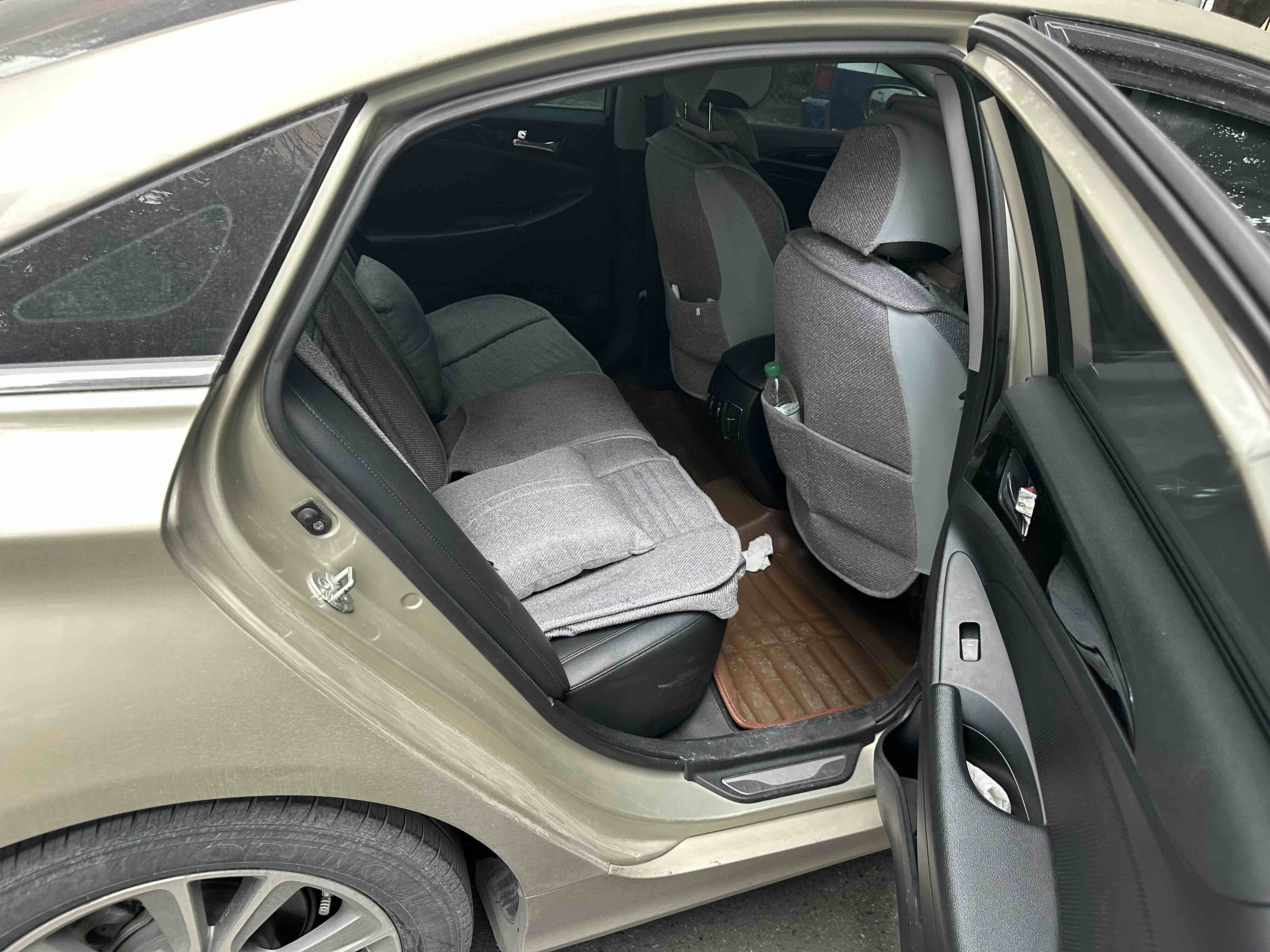 Hyundai Sonata 2014 car image #6