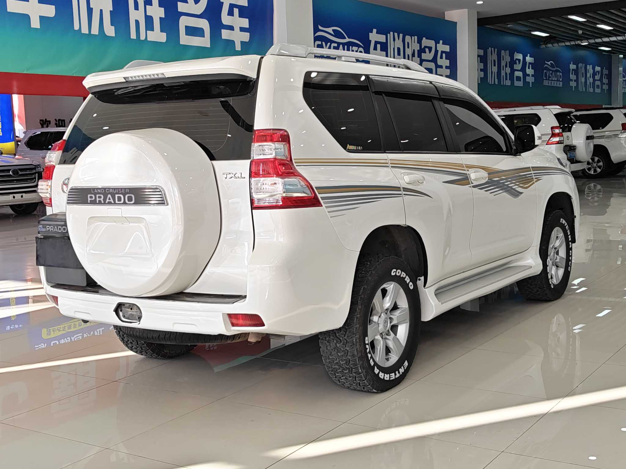 Toyota Land Cruiser Prado 2018 #6 Toyota Land Cruiser Prado 2018 car image #6