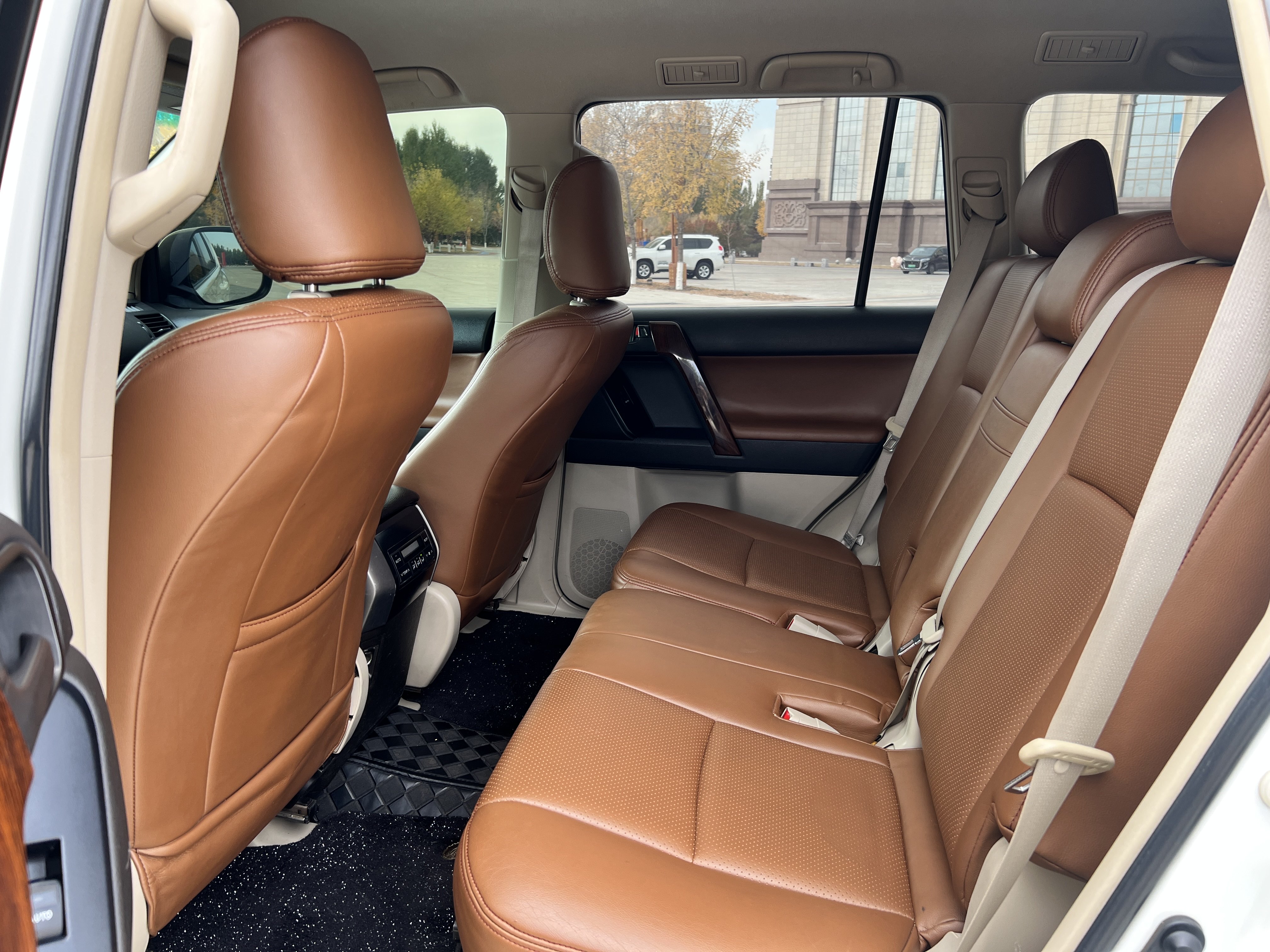 Toyota Prado (Imported) 2011 #6 Toyota Prado (Imported) 2011 car image #6