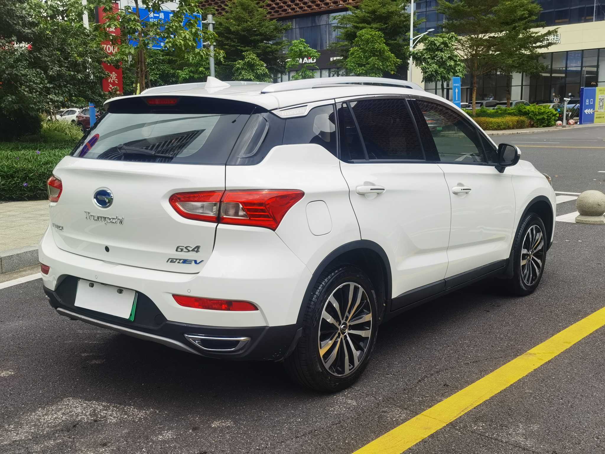 GAC Trumpchi GS4 New Energy 2018 car image #6