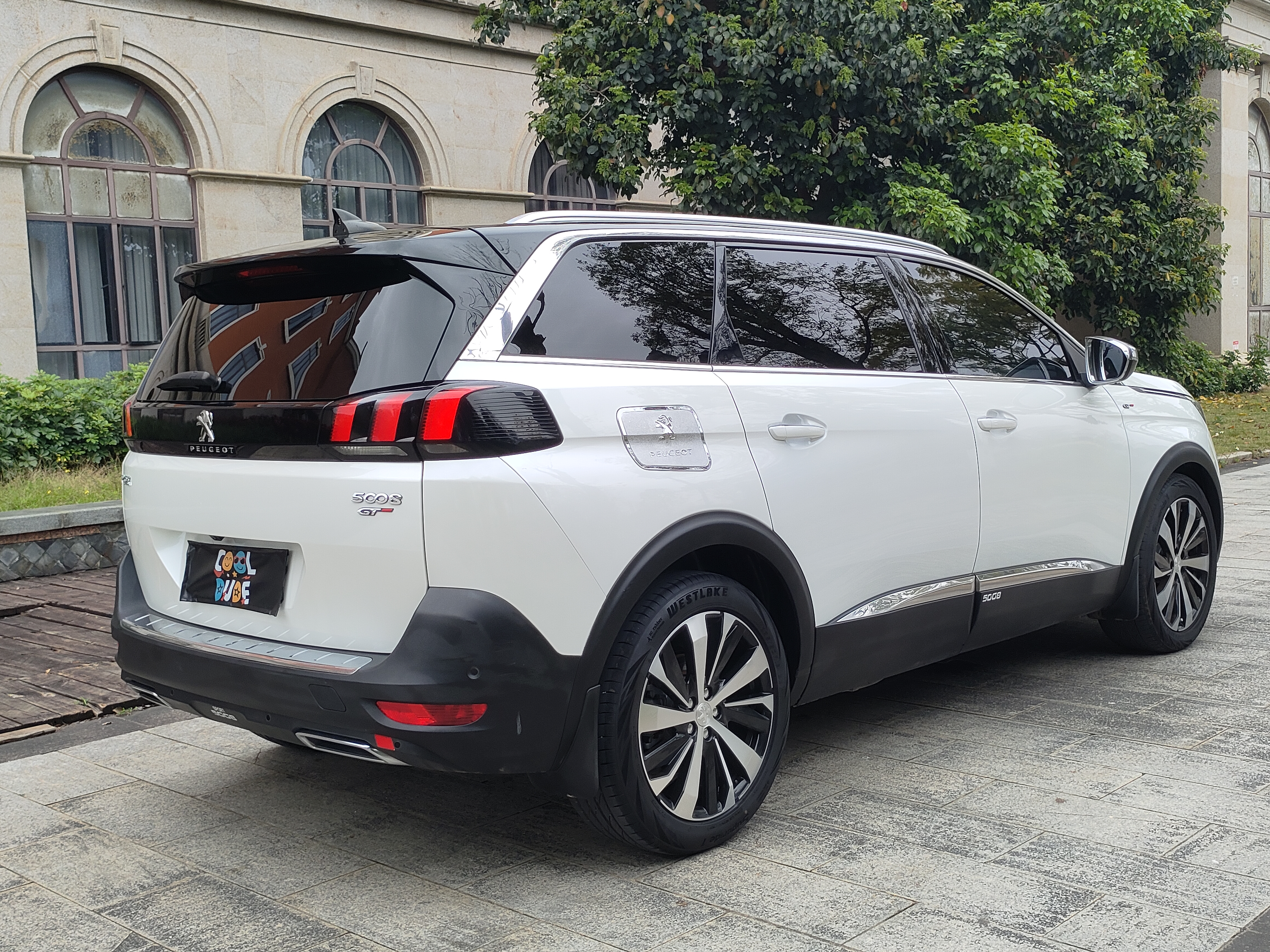 Peugeot 5008 2017 car image #6