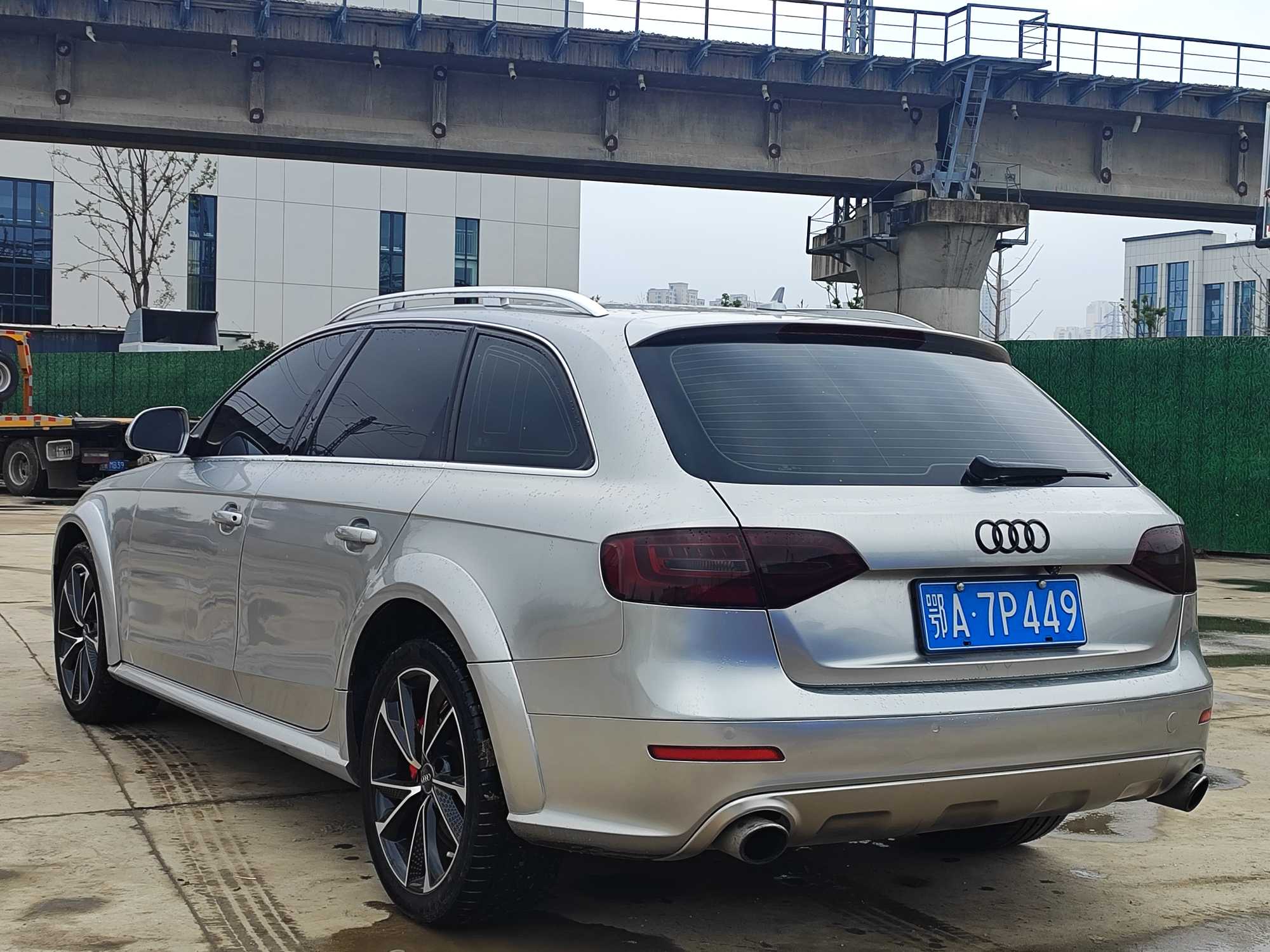 Audi A4 (Imported) 2014 #6 Audi A4 (Imported) 2014 car image #6