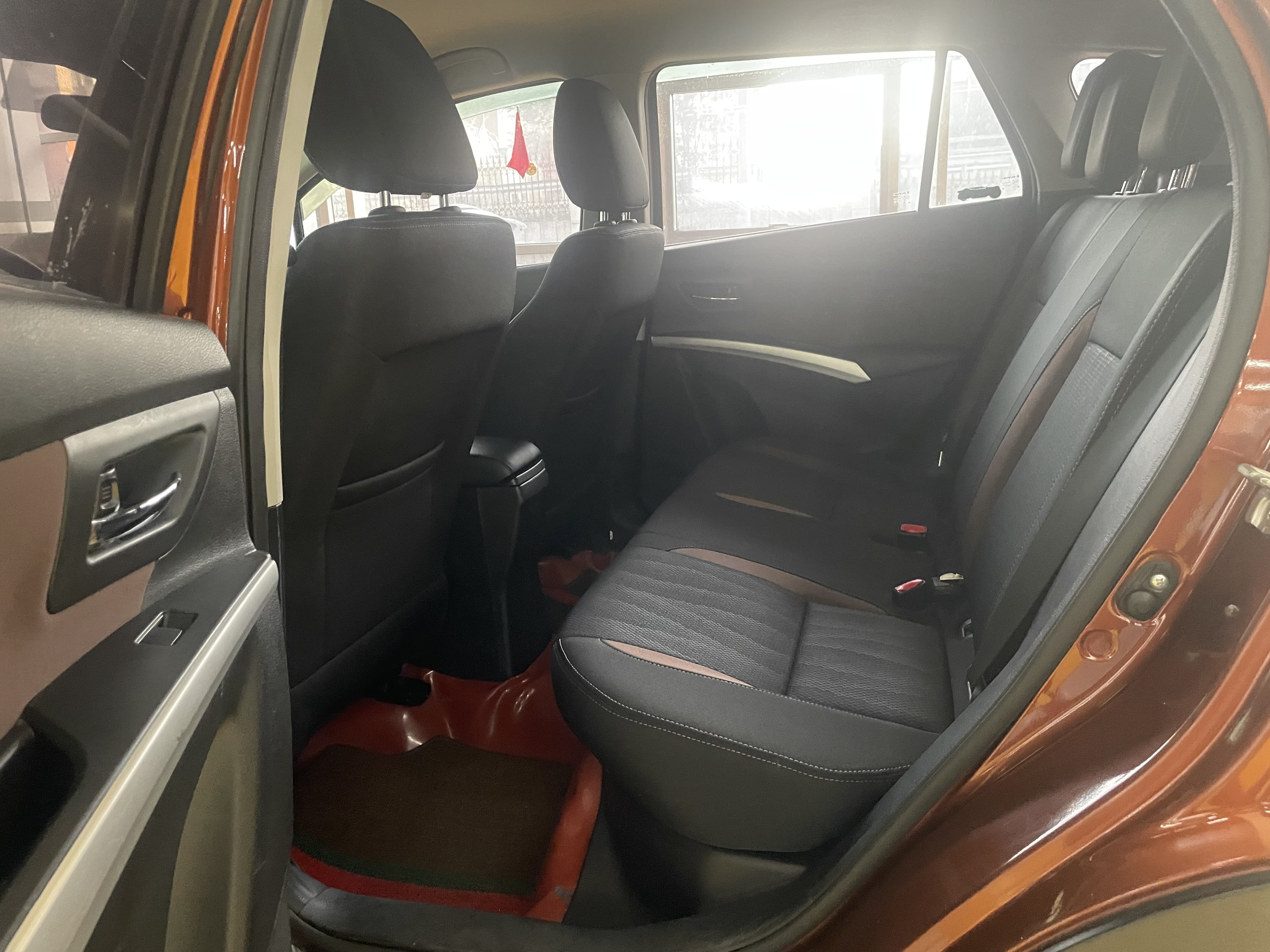 Suzuki SX4 S-CROSS 2018 imagem de carro #6