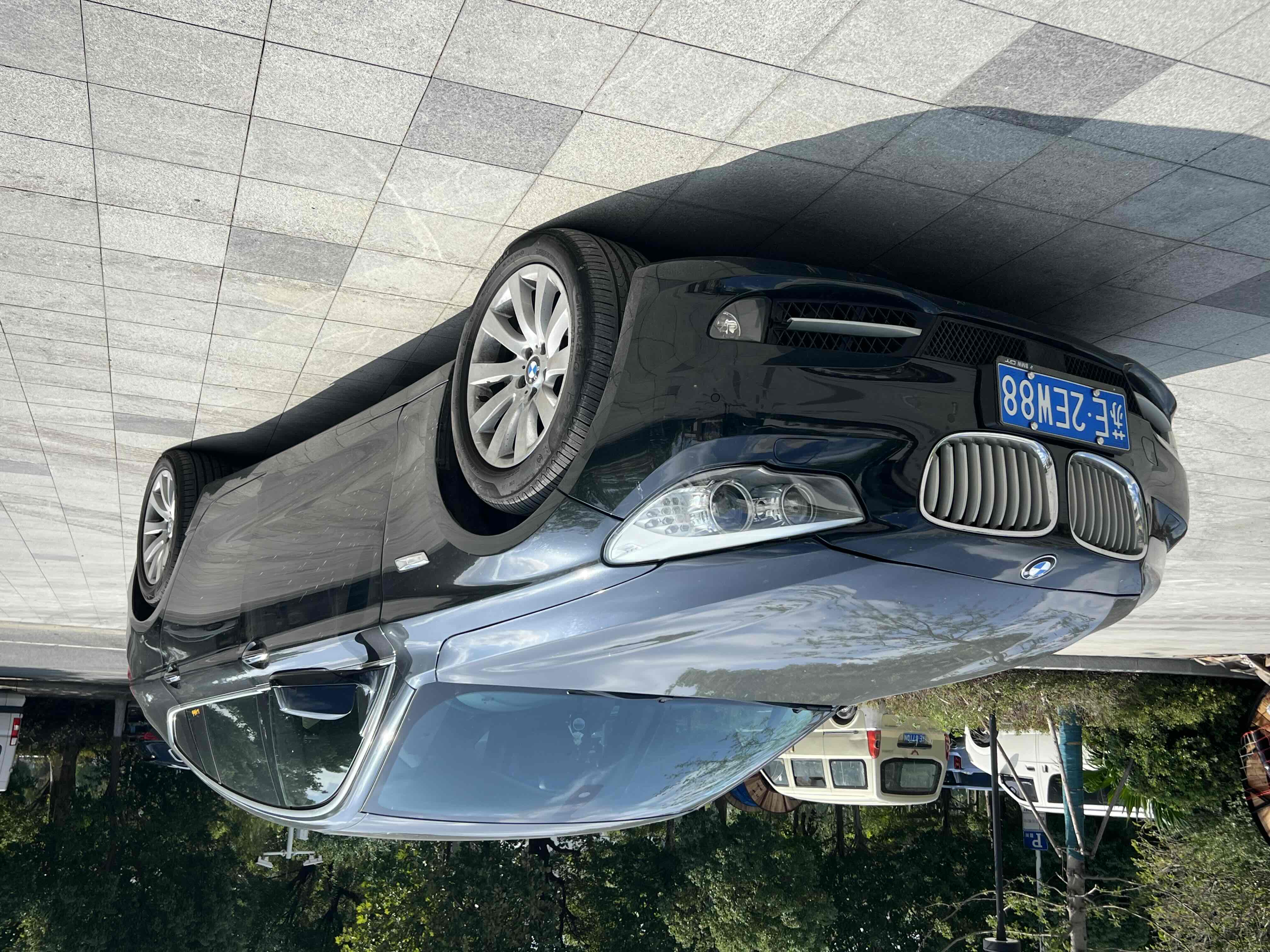 BMW 5 Series GT 2012 car image #6
