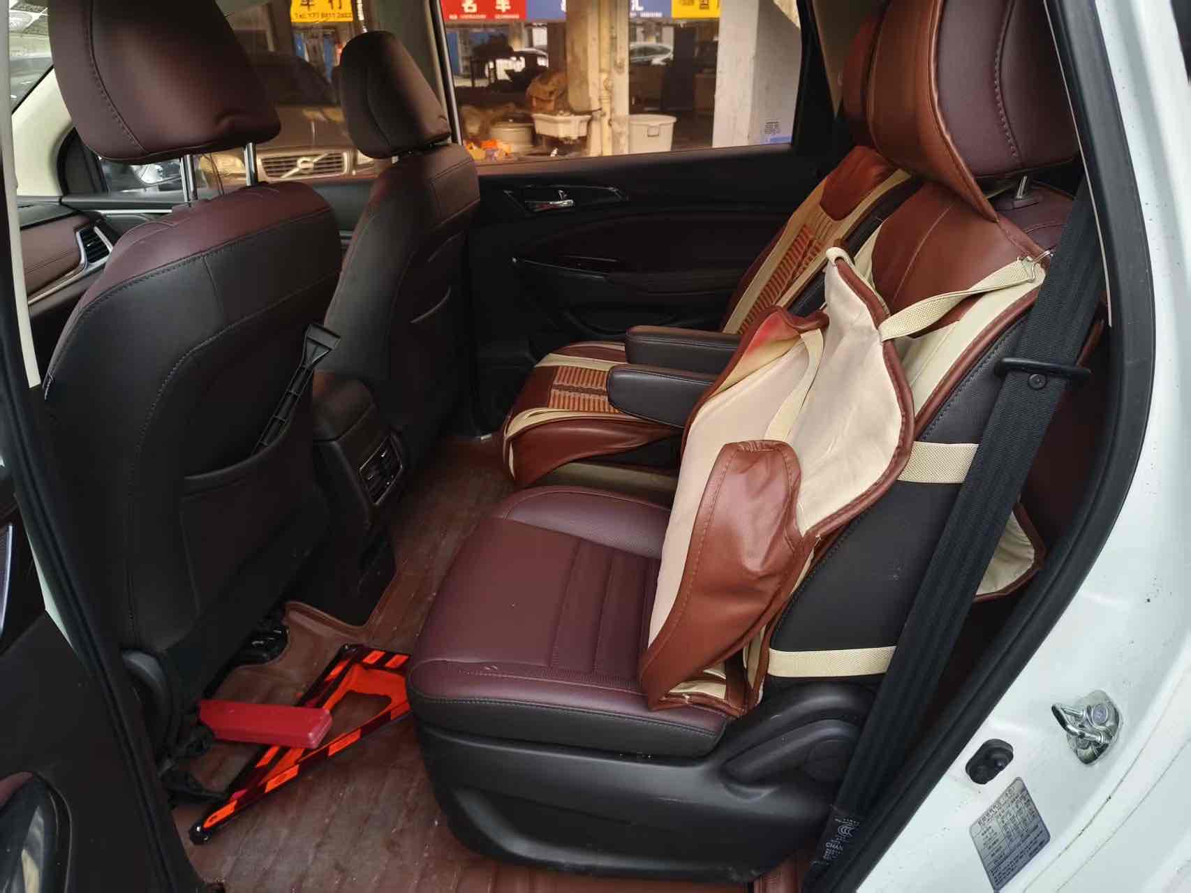 Changan Linmax 2017 car image #6