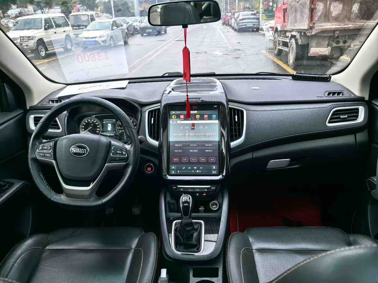 SWM斯威汽车 SWM斯威X7 2018 汽车图片 #6