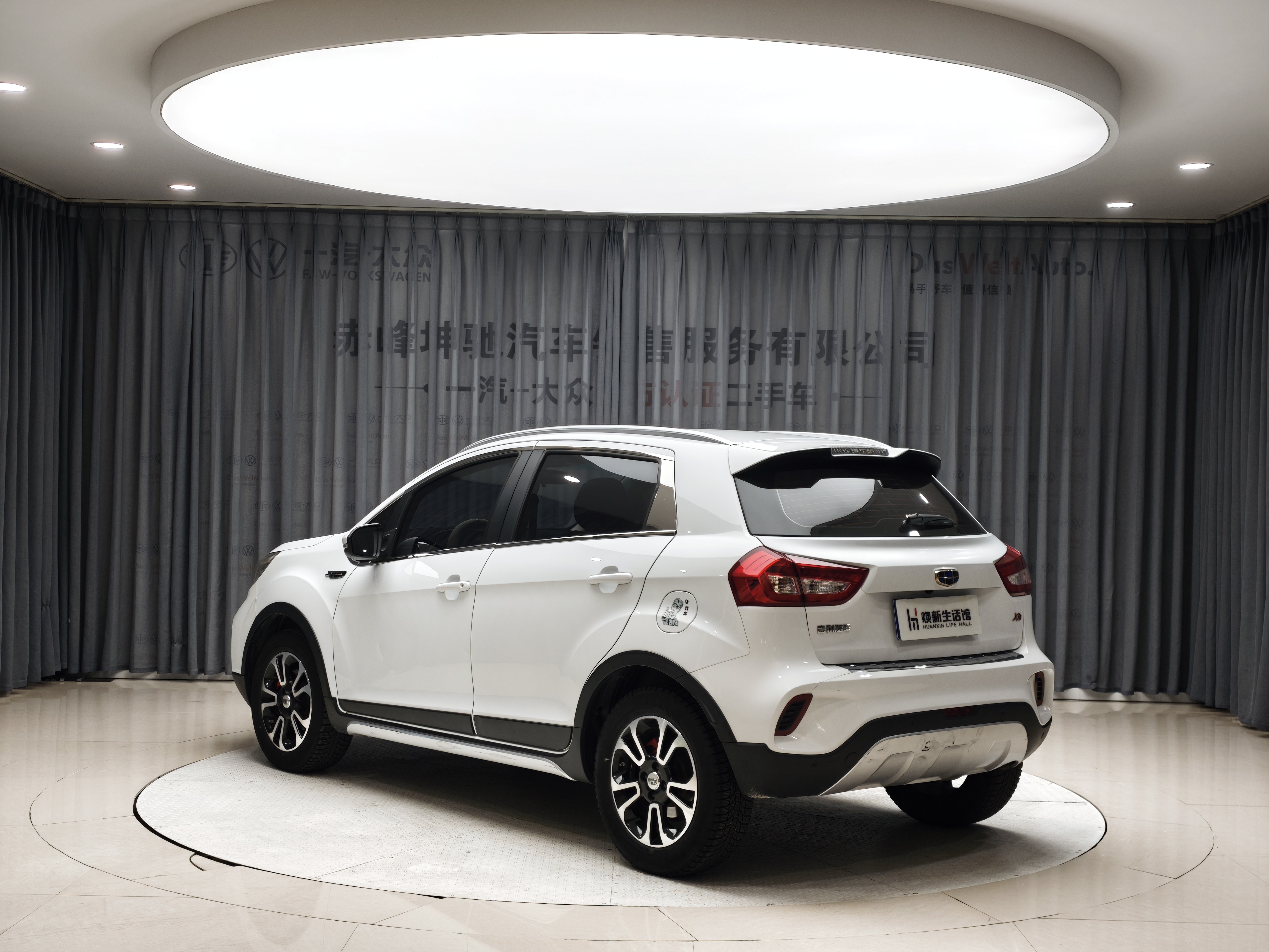 Vision X3 2018 #6 Vision X3 2018 car image #6