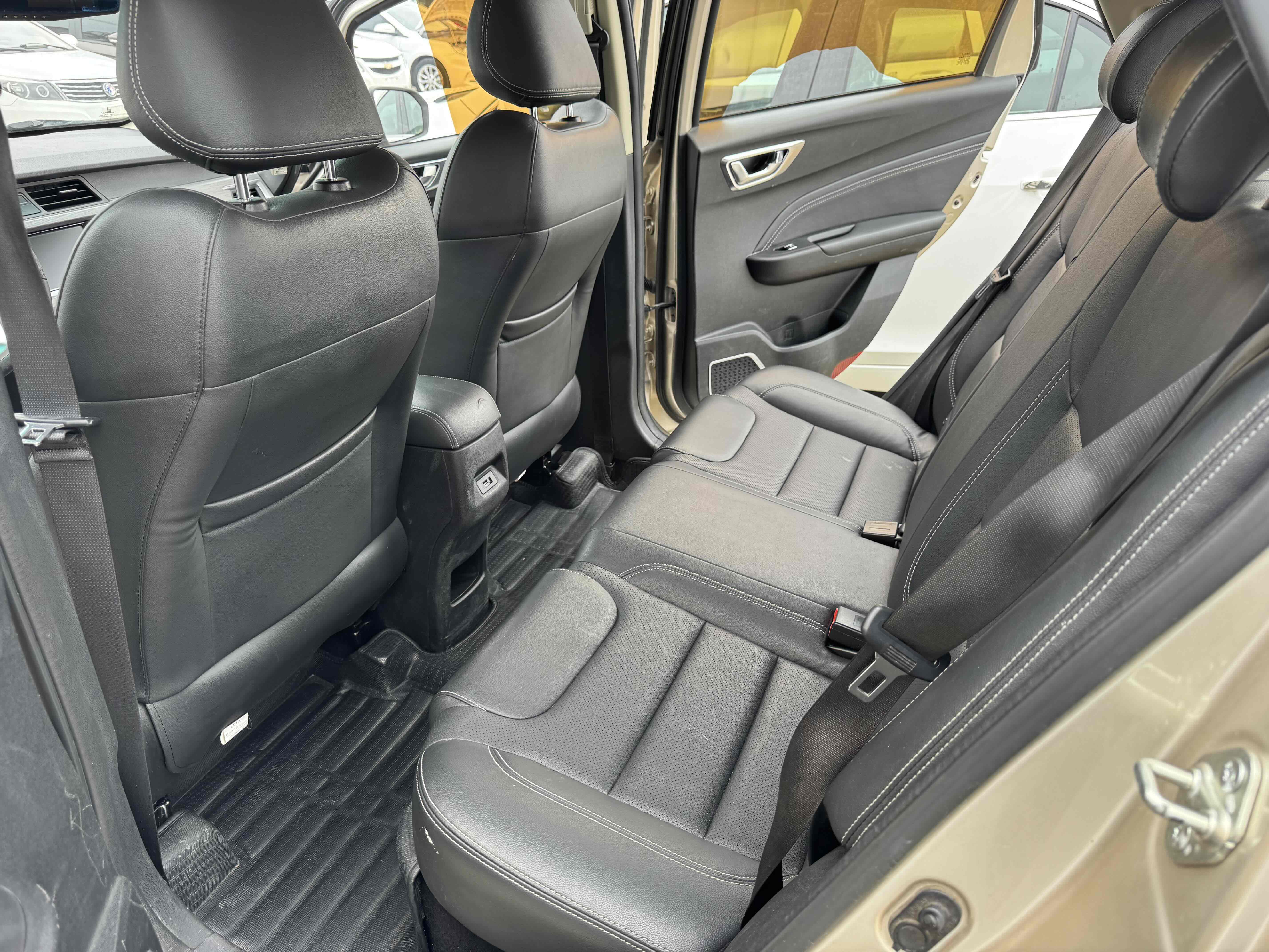 吉利汽车 远景X3 2018 汽车图片 #6