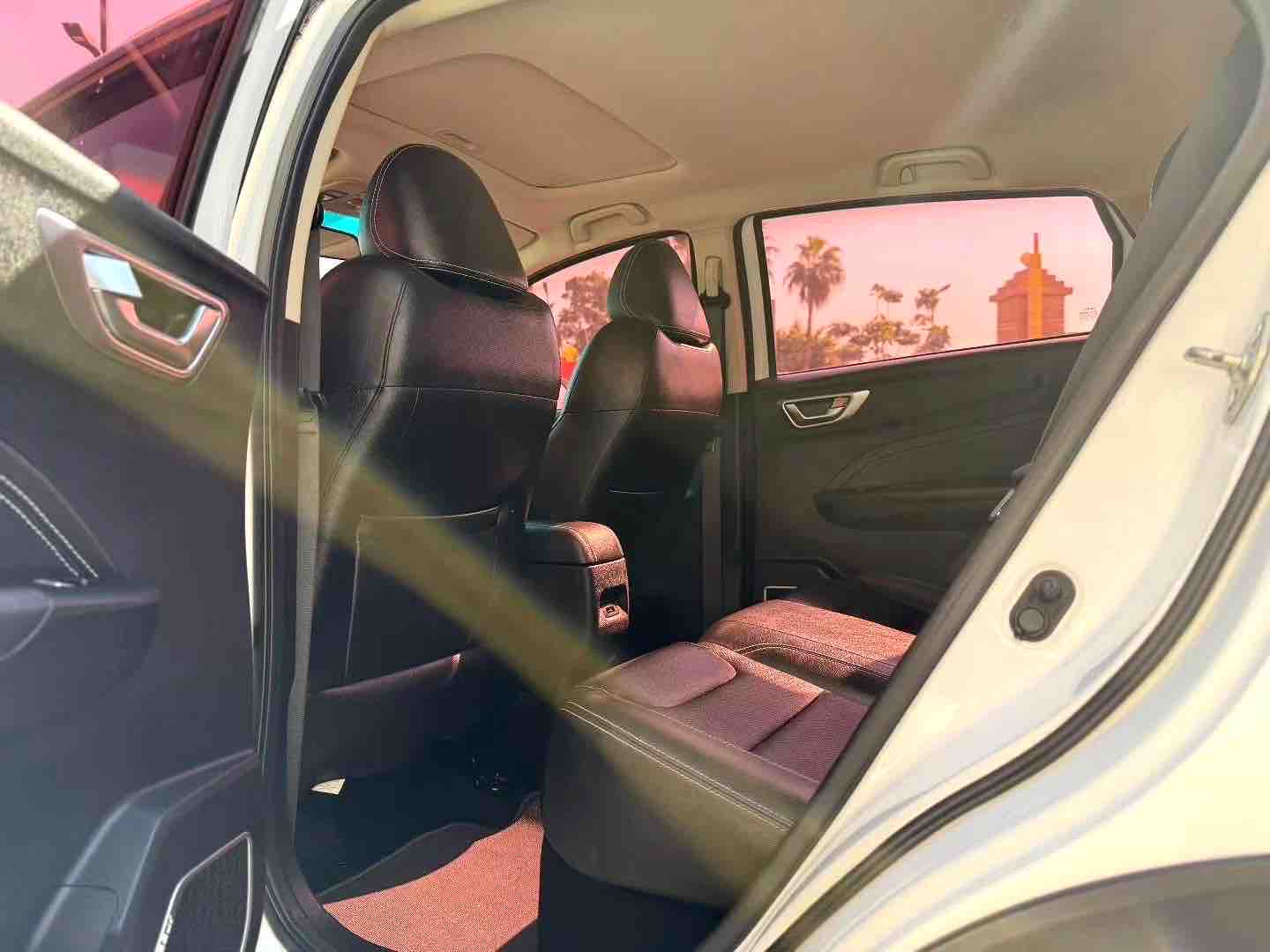 Vision X3 2019 car image #6