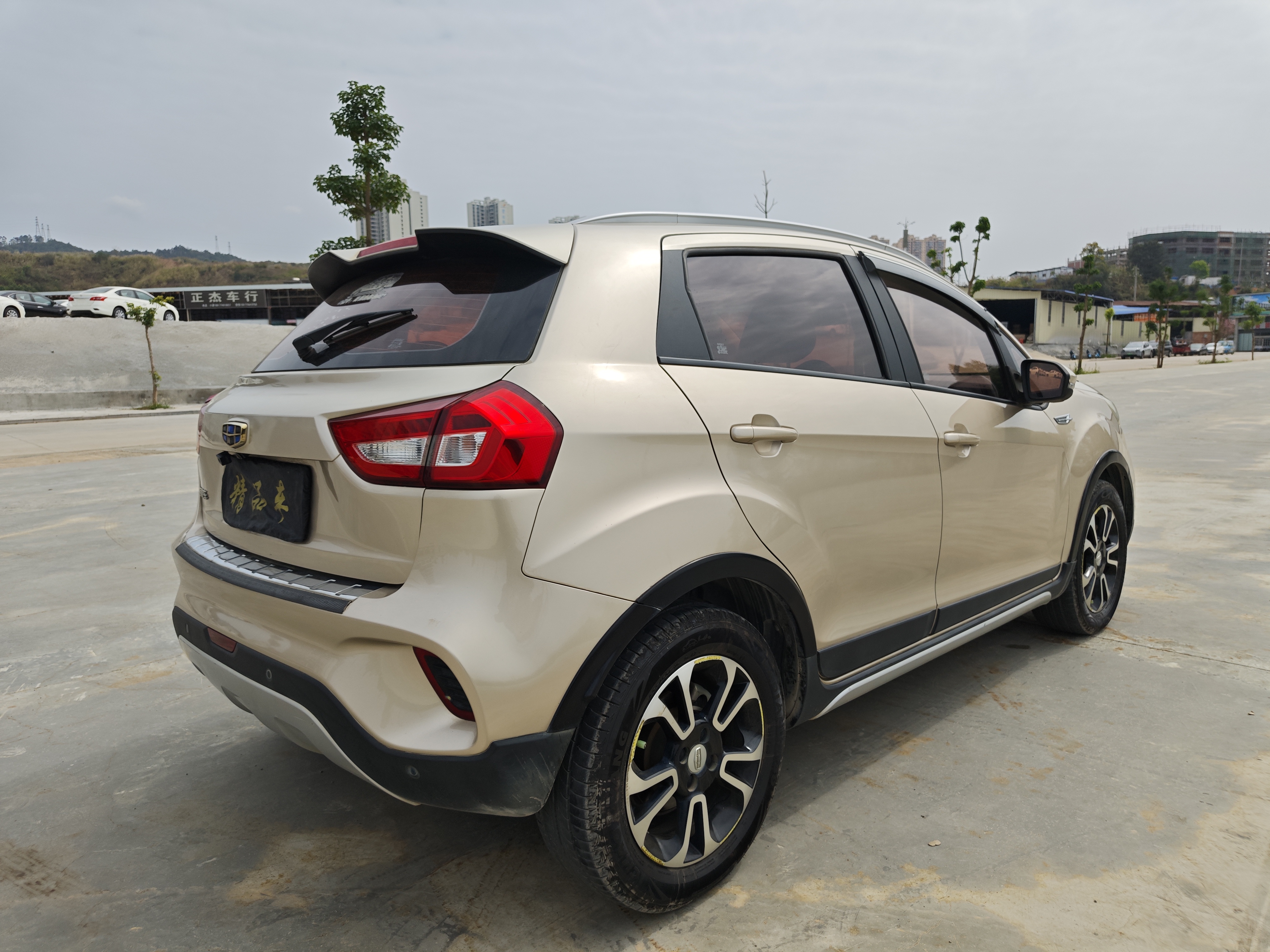 GEELY Vision X3 2018 car image #6