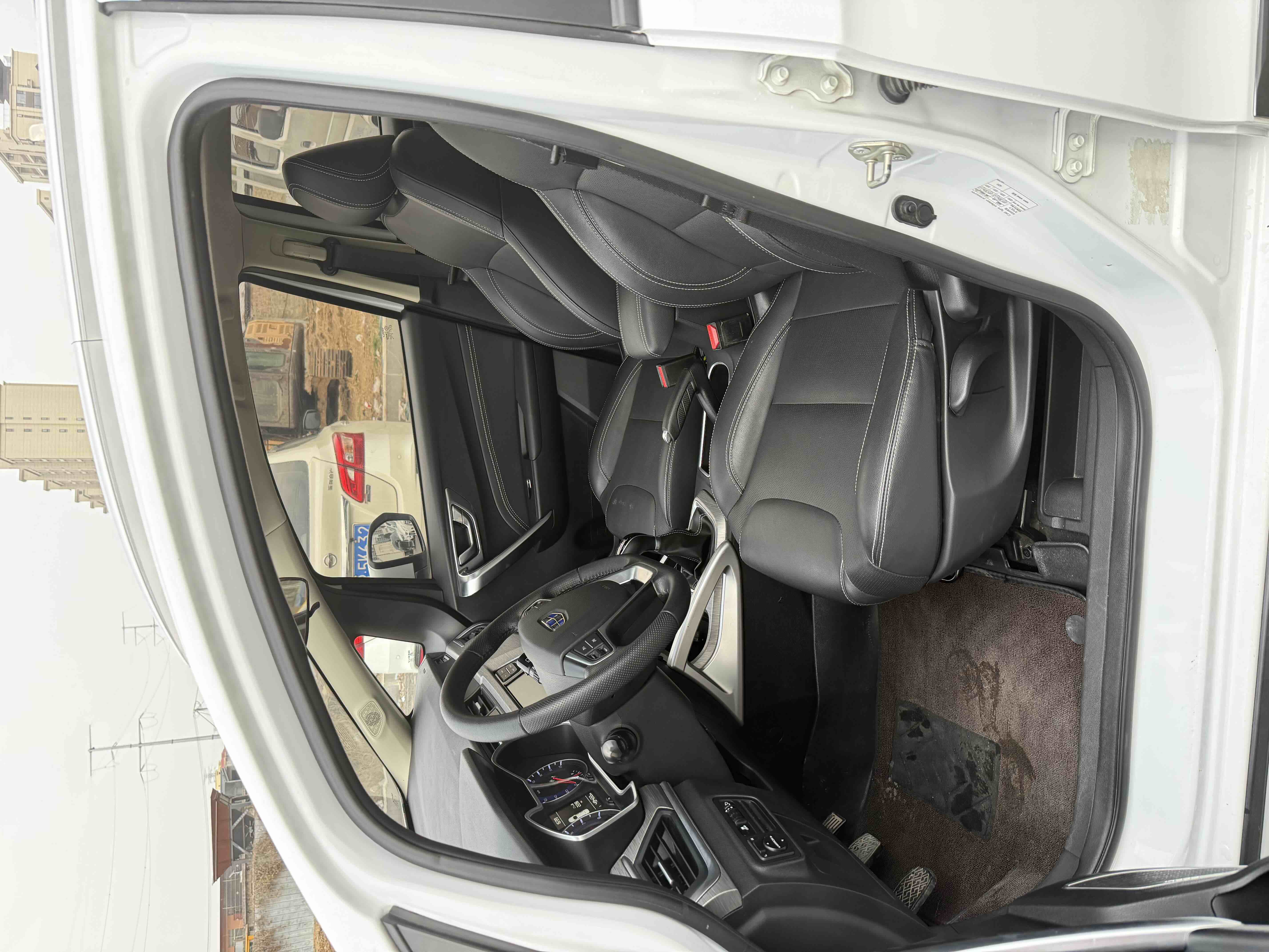 Vision X3 2019 car image #6