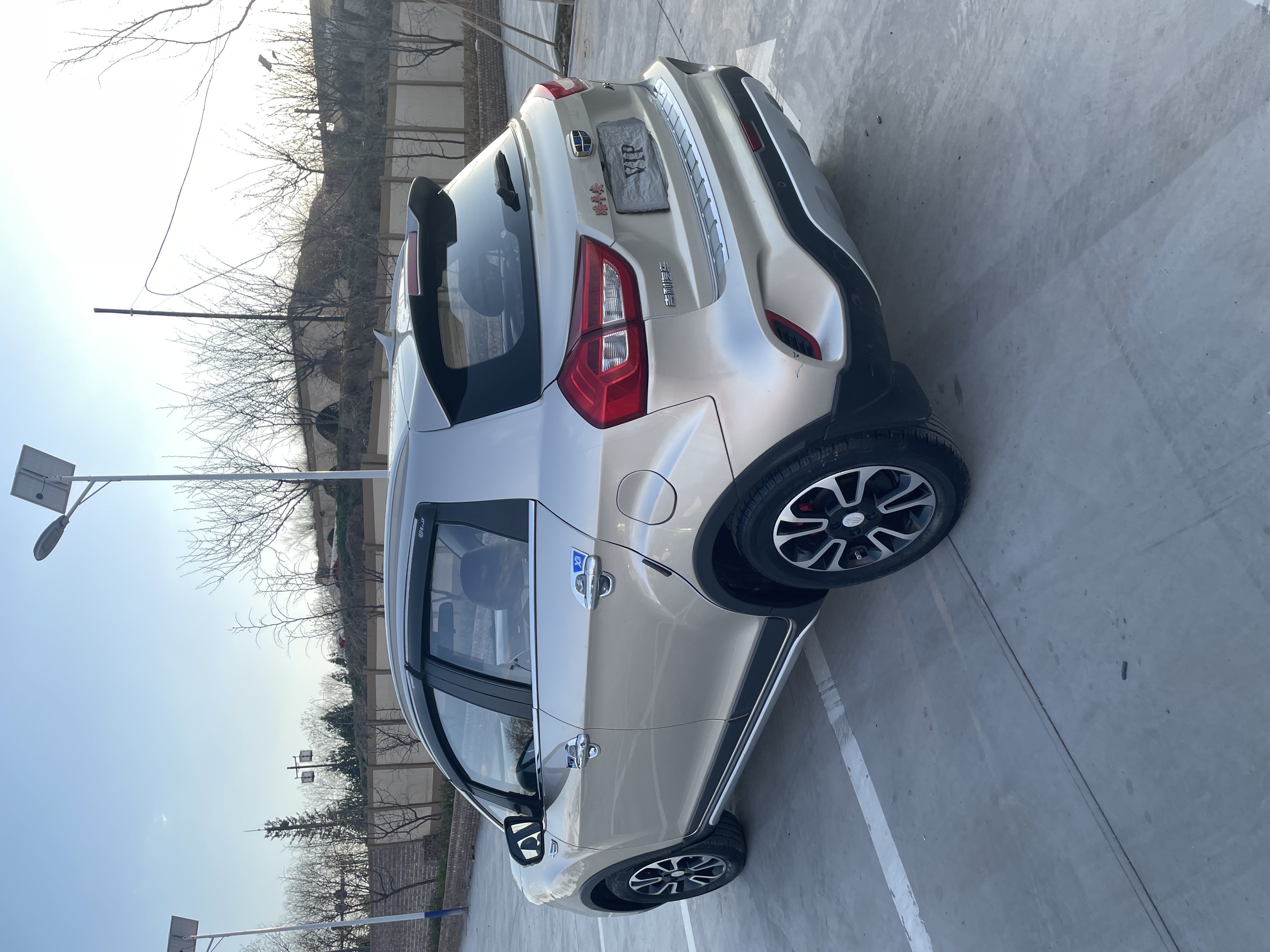 Vision X3 2018 car image #6