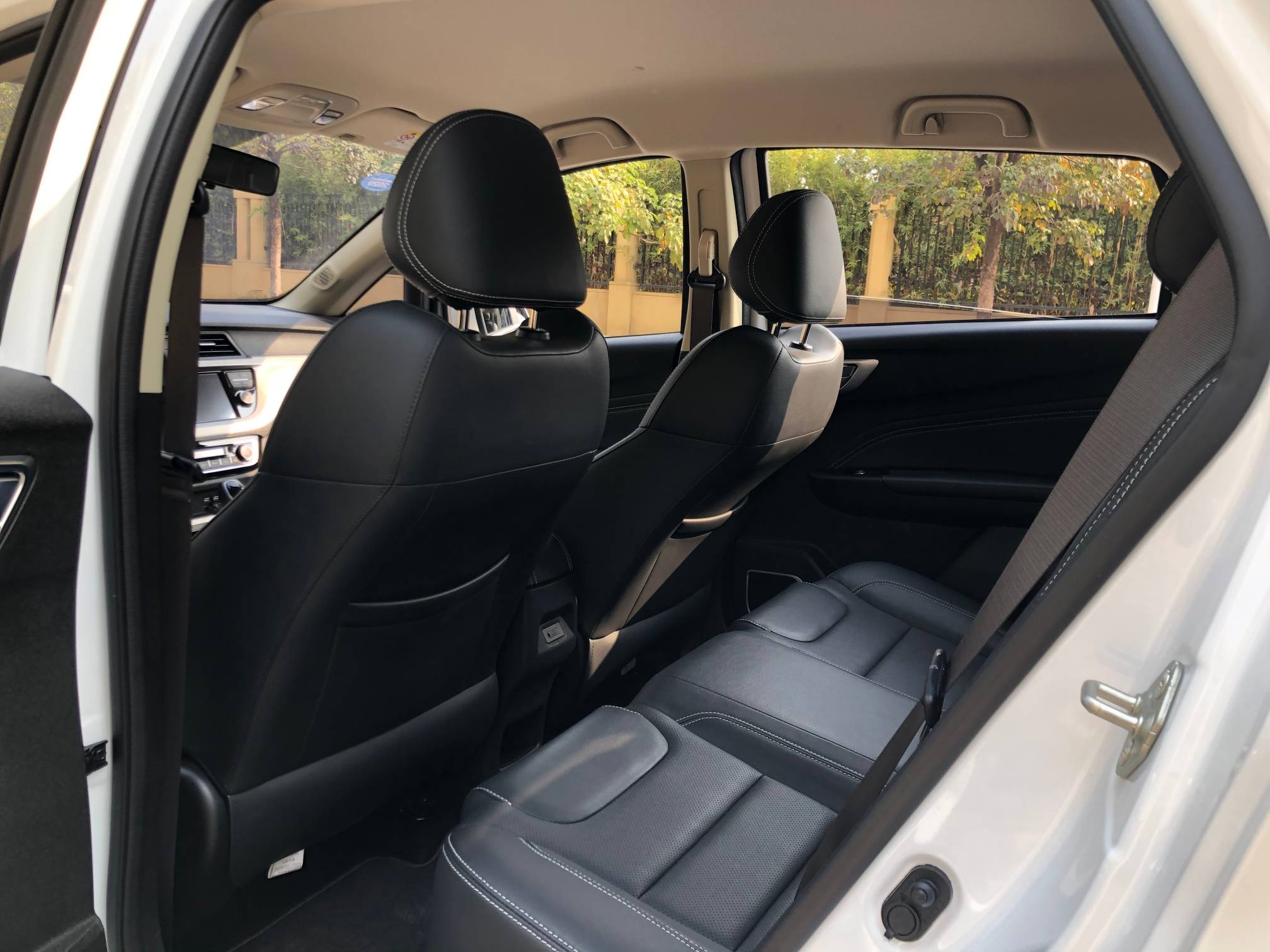 Vision X3 2019 car image #6