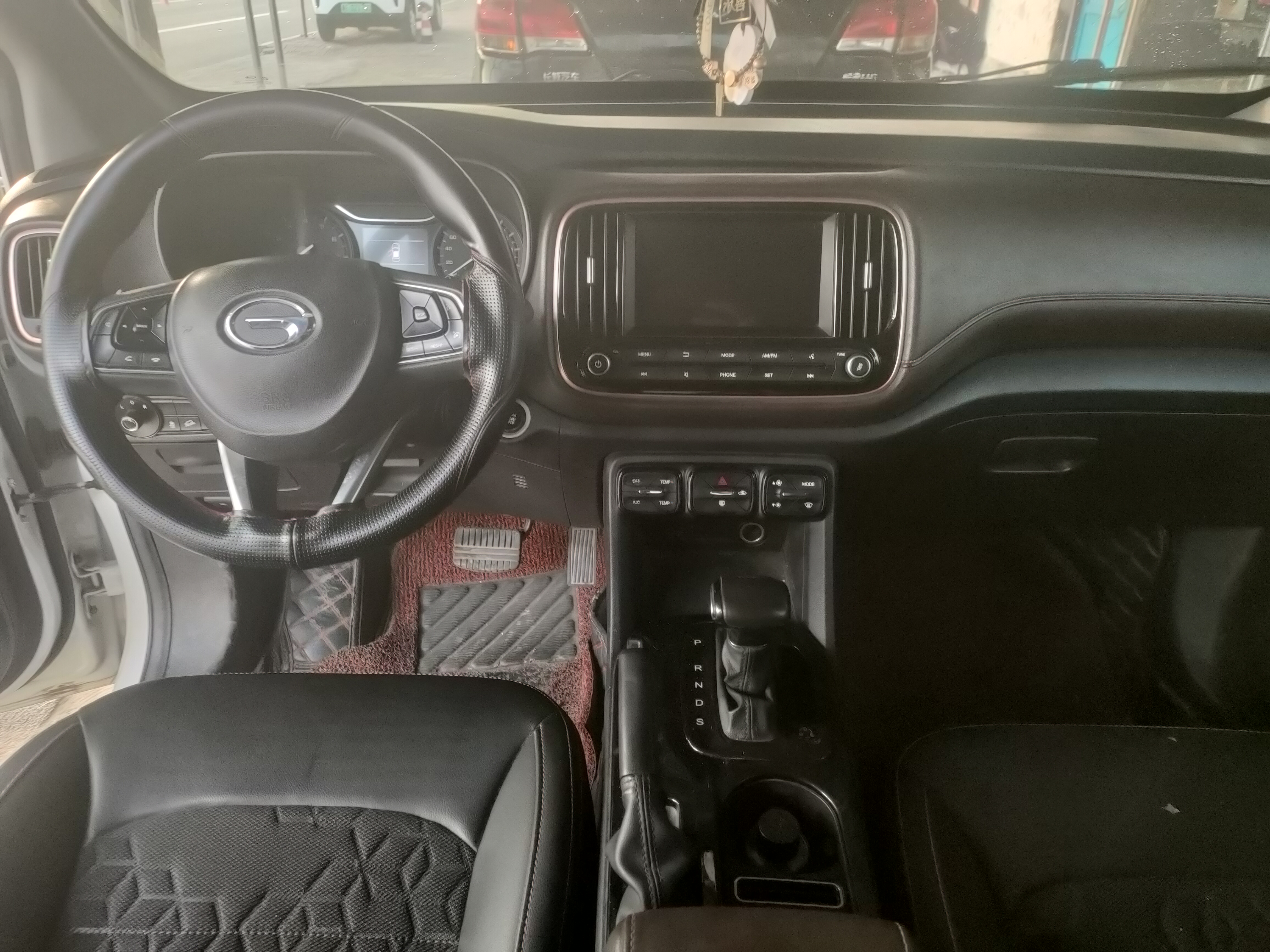 Forthing GS3 2018 #6 Forthing GS3 2018 car image #6