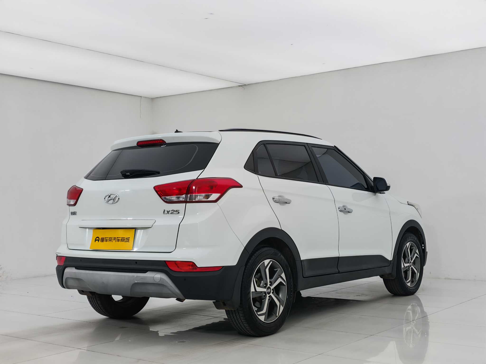 Hyundai ix25 2019 car image #6