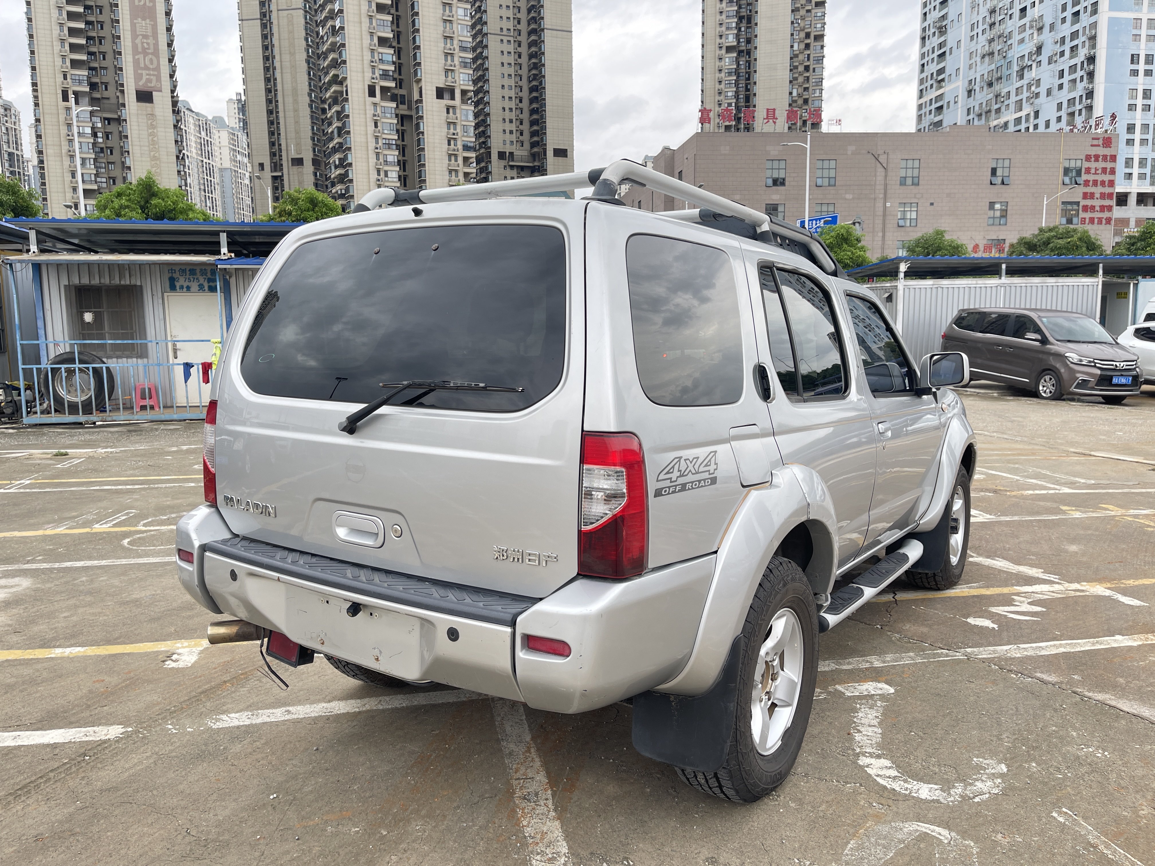 日产 日产帕拉丁 2011 汽车图片 #6