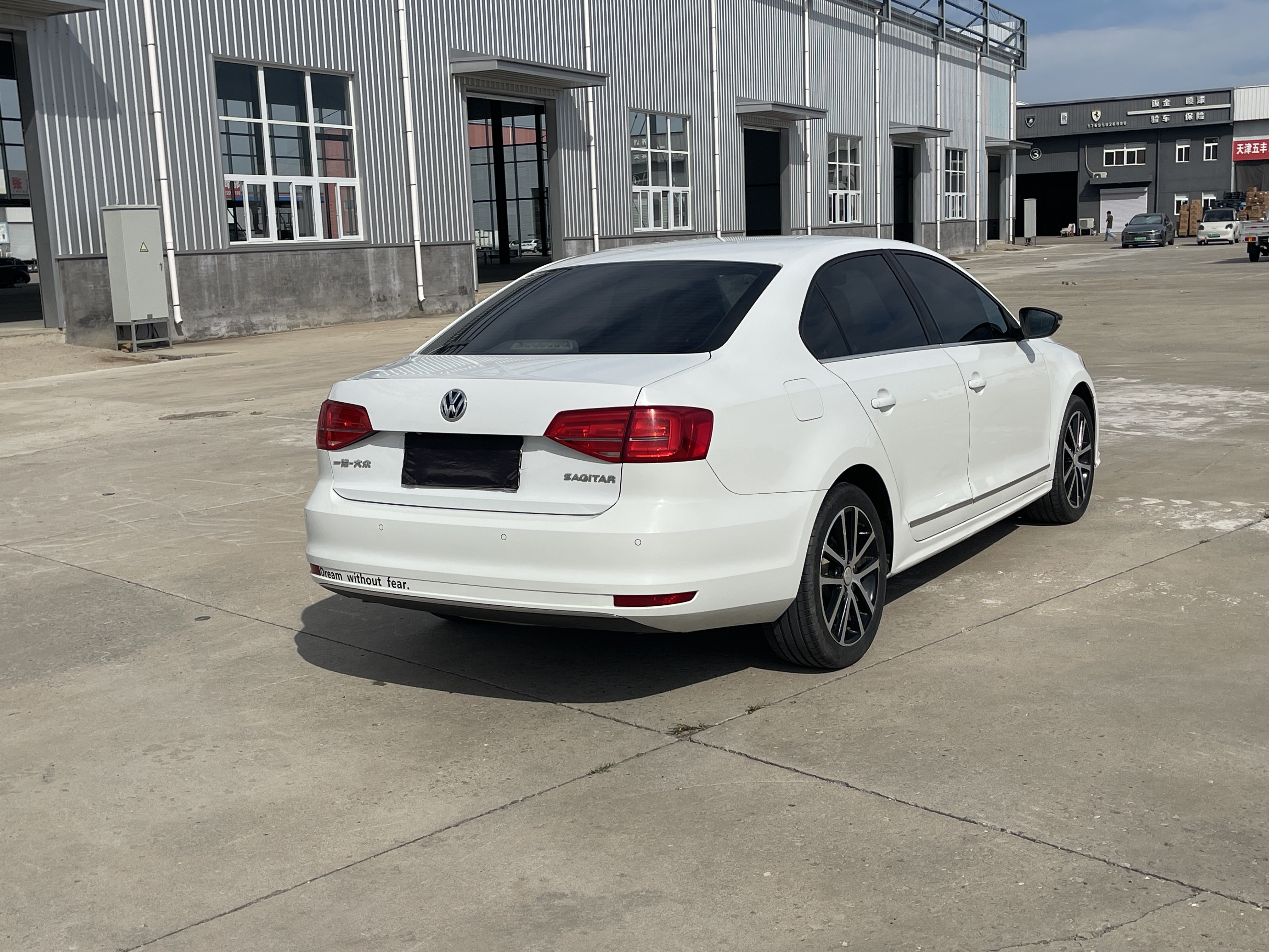 Volkswagen Sagitar 2017 immagine di auto #6