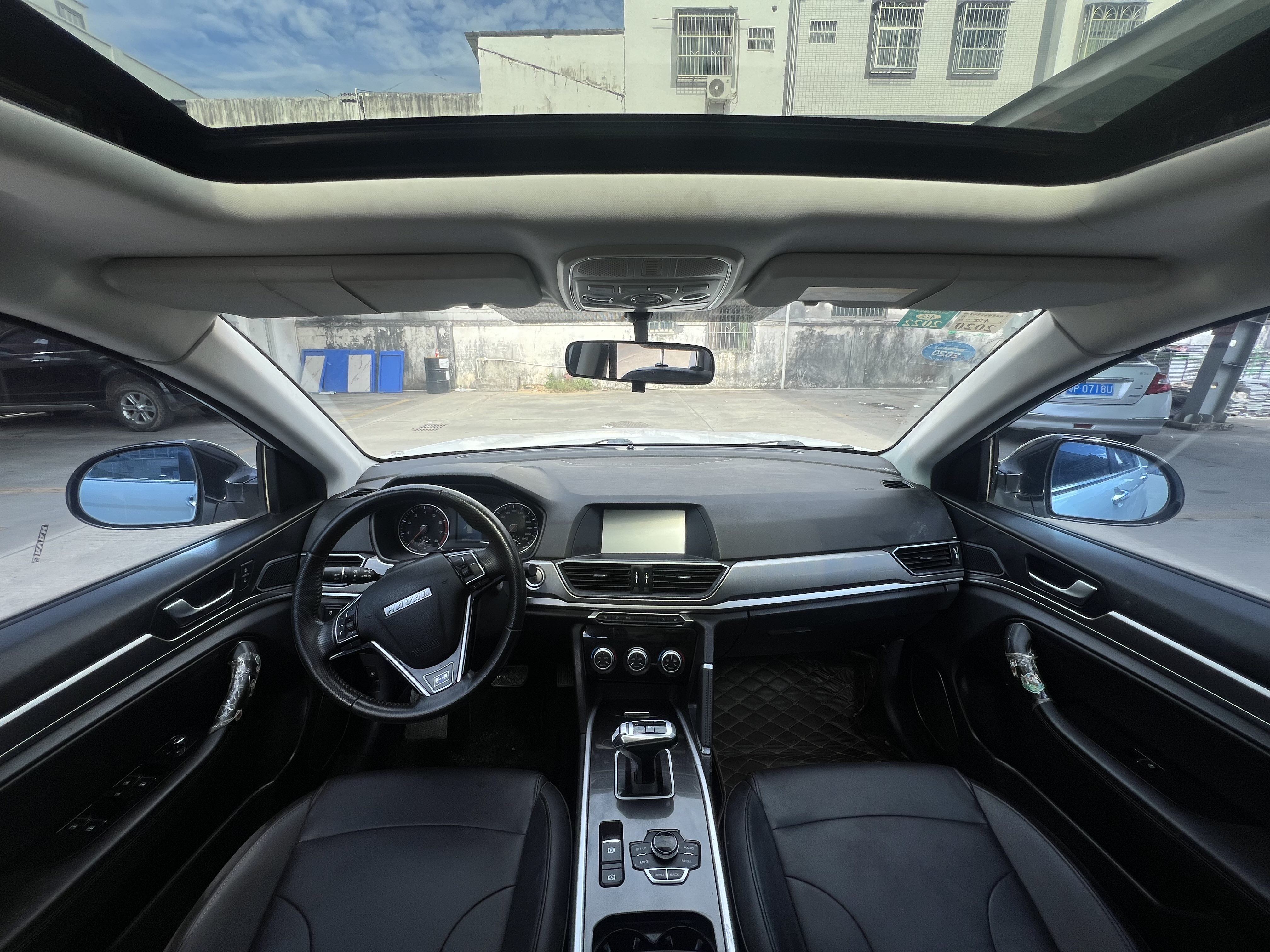 Haval H6 2018 #6 Haval H6 2018 car image #6