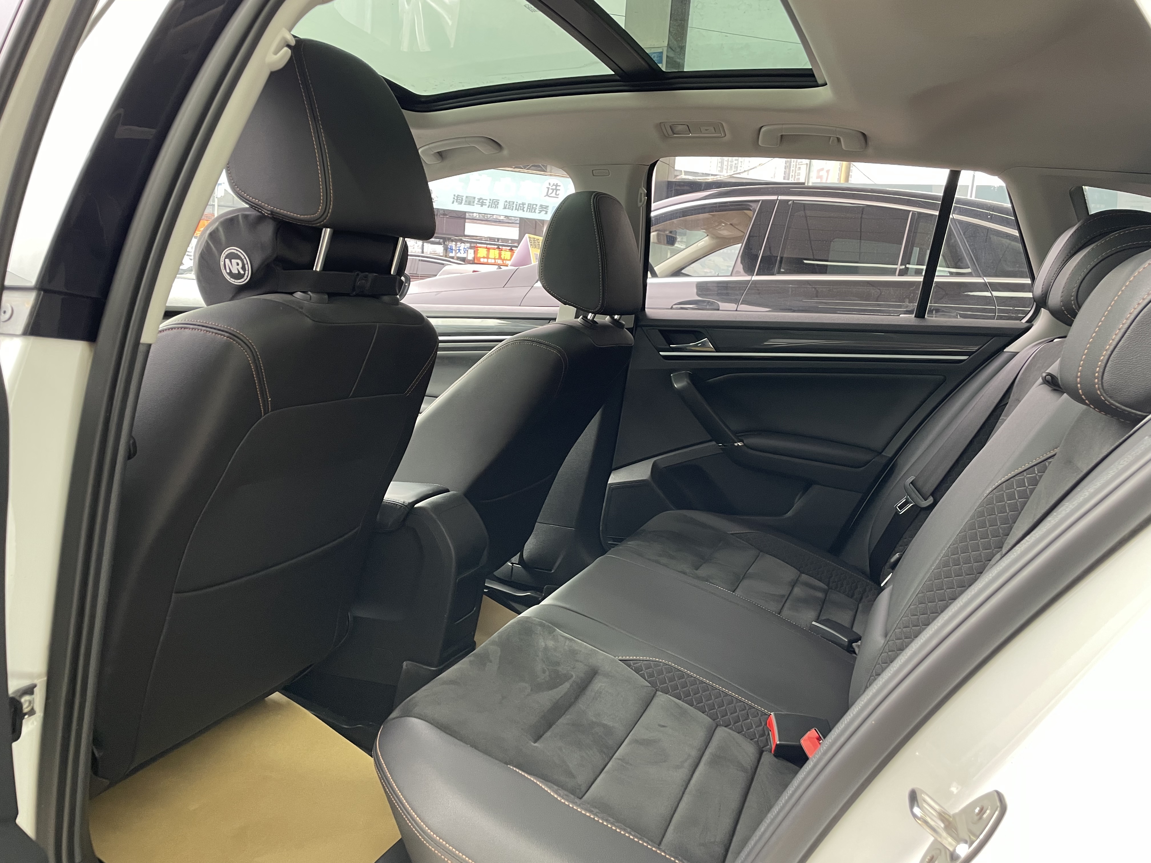 Volkswagen C-Trek 2018 immagine di auto #6