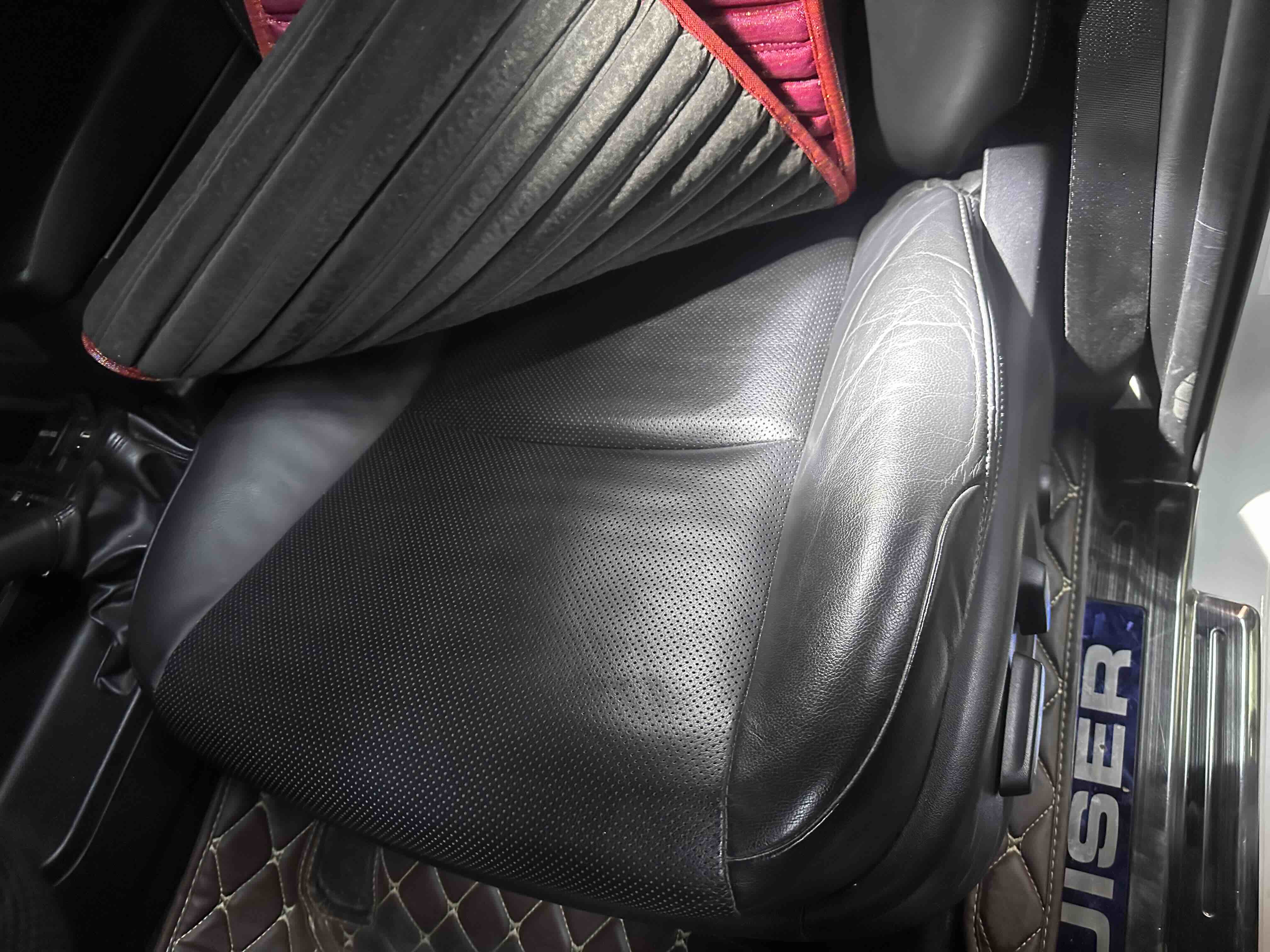 Toyota Land Cruiser Prado 2017 car image #6