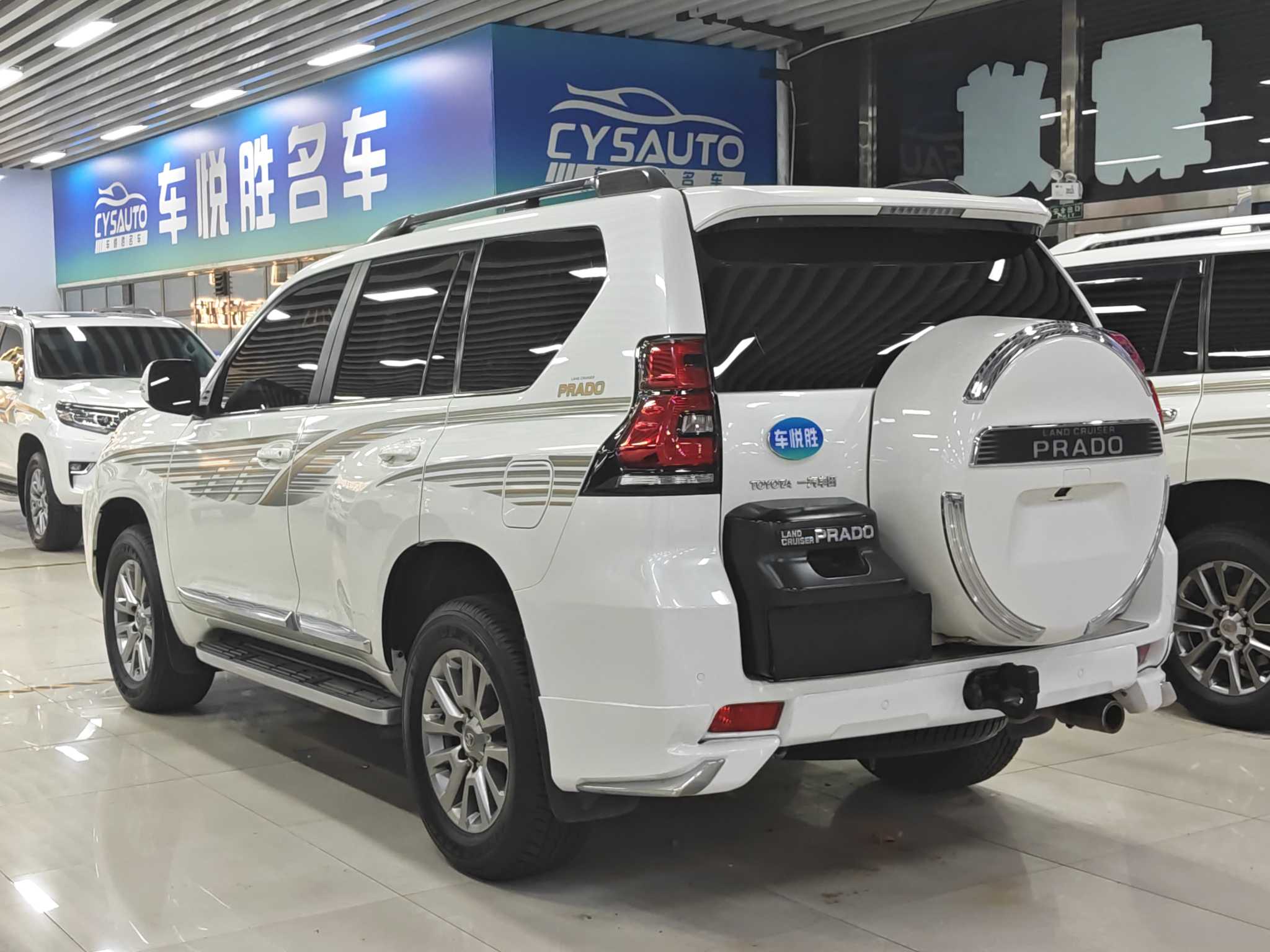 Toyota Land Cruiser Prado 2019 صورة سيارة #6