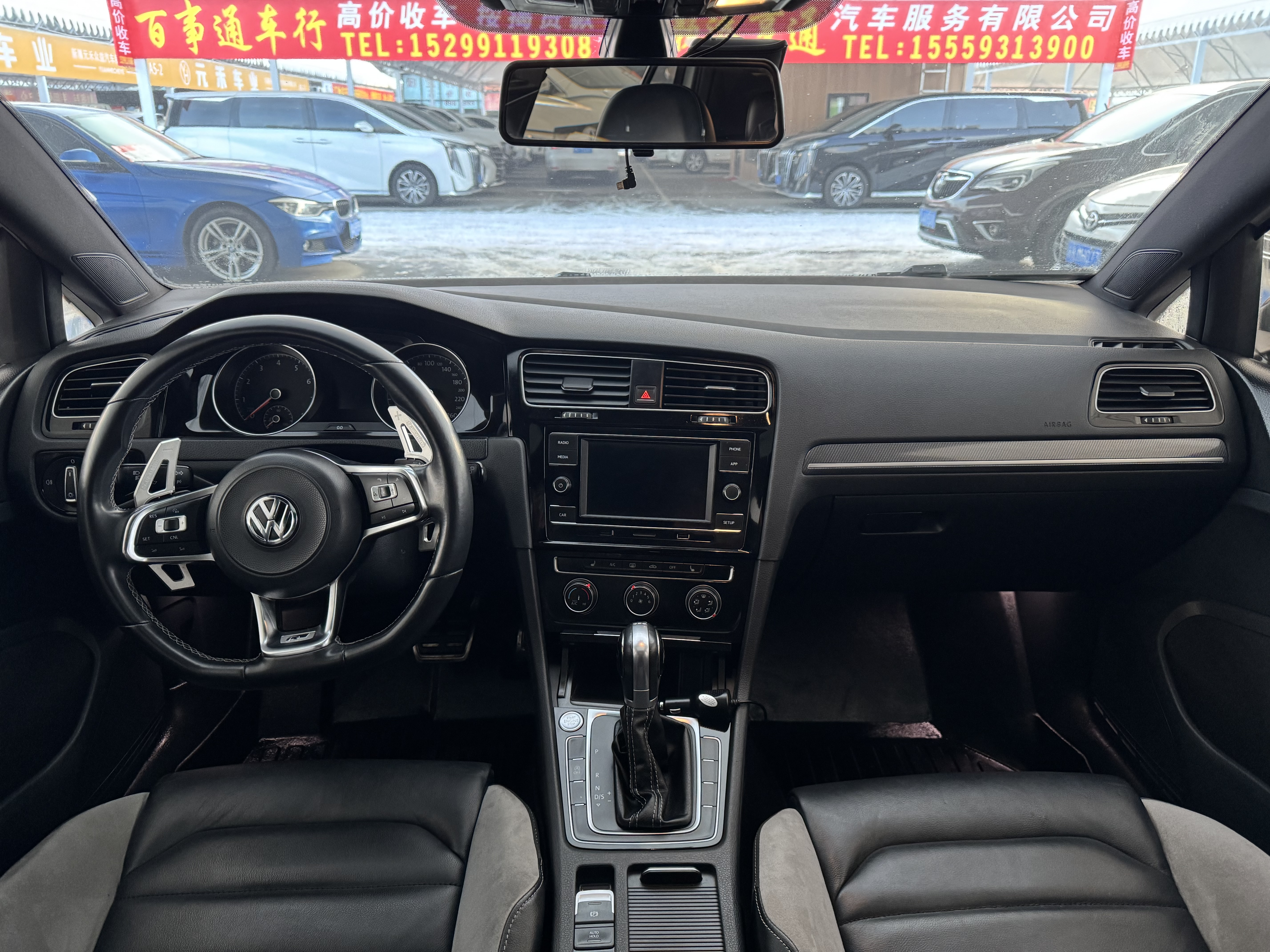 Volkswagen Golf 2018 car image #6