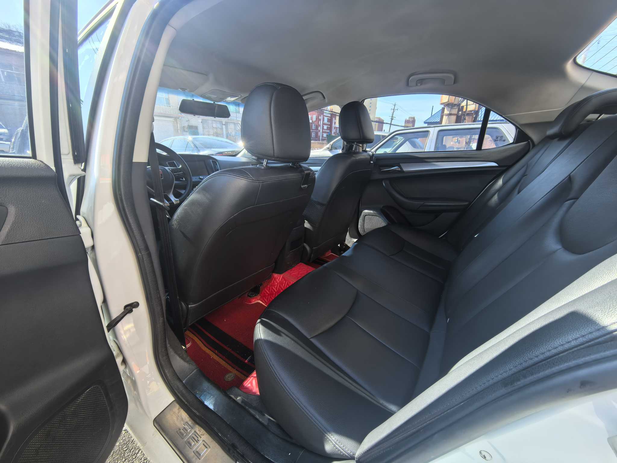 荣威 荣威360 2018 汽车图片 #6