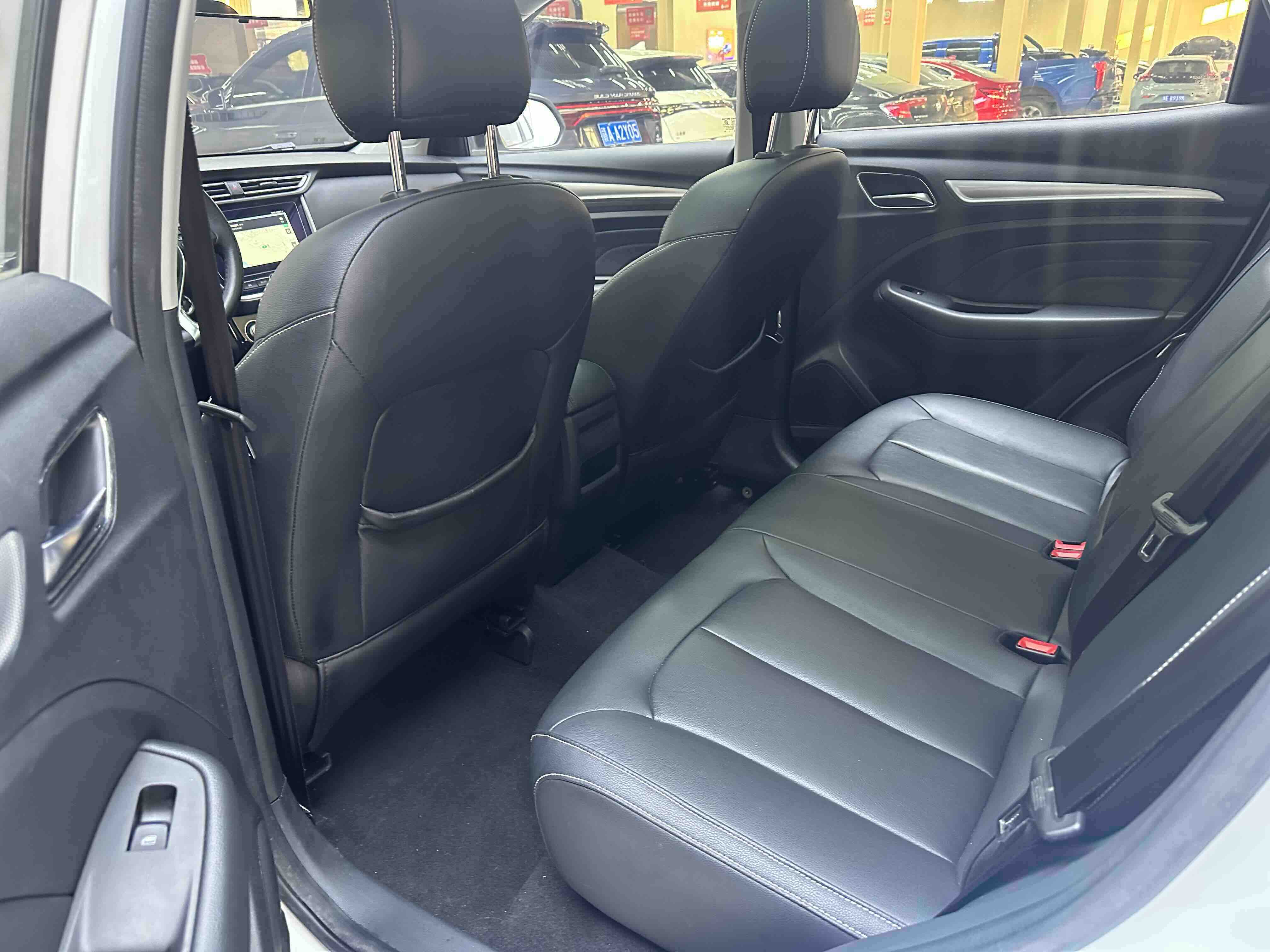 荣威 荣威RX3 2018 汽车图片 #6