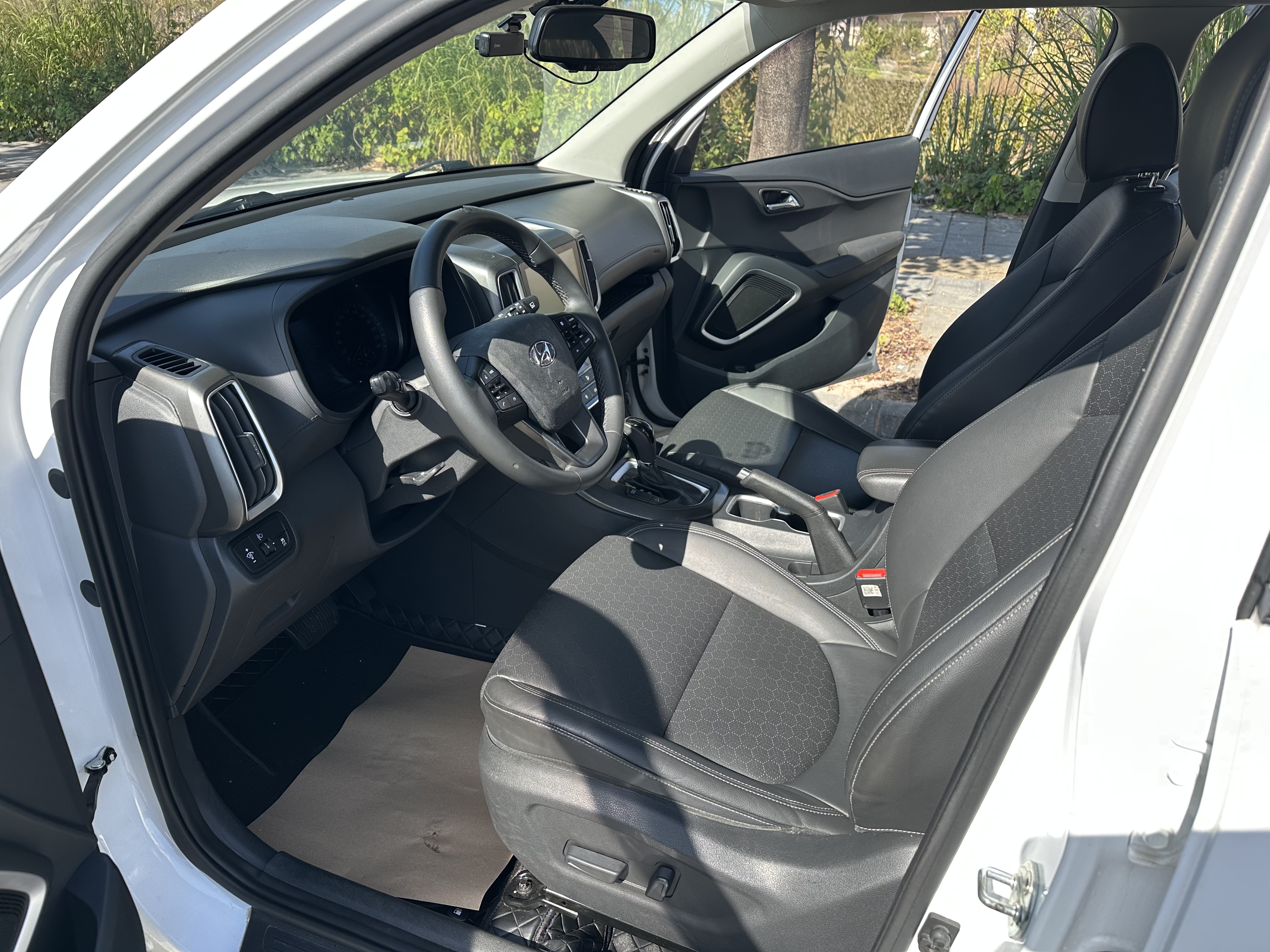 Hyundai ix35 2018 car image #6