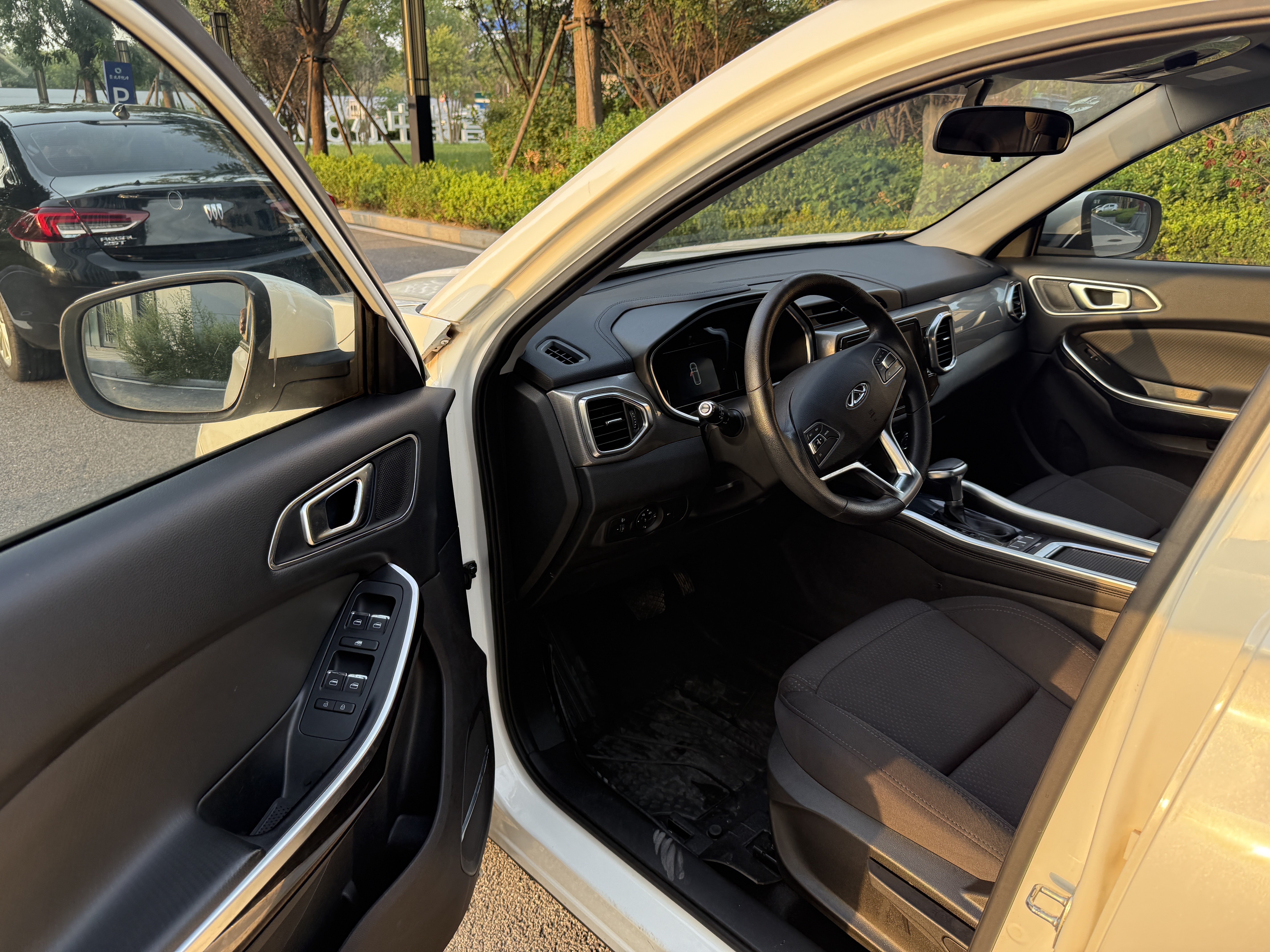 Forthing Tiggo 5x 2018 car image #6