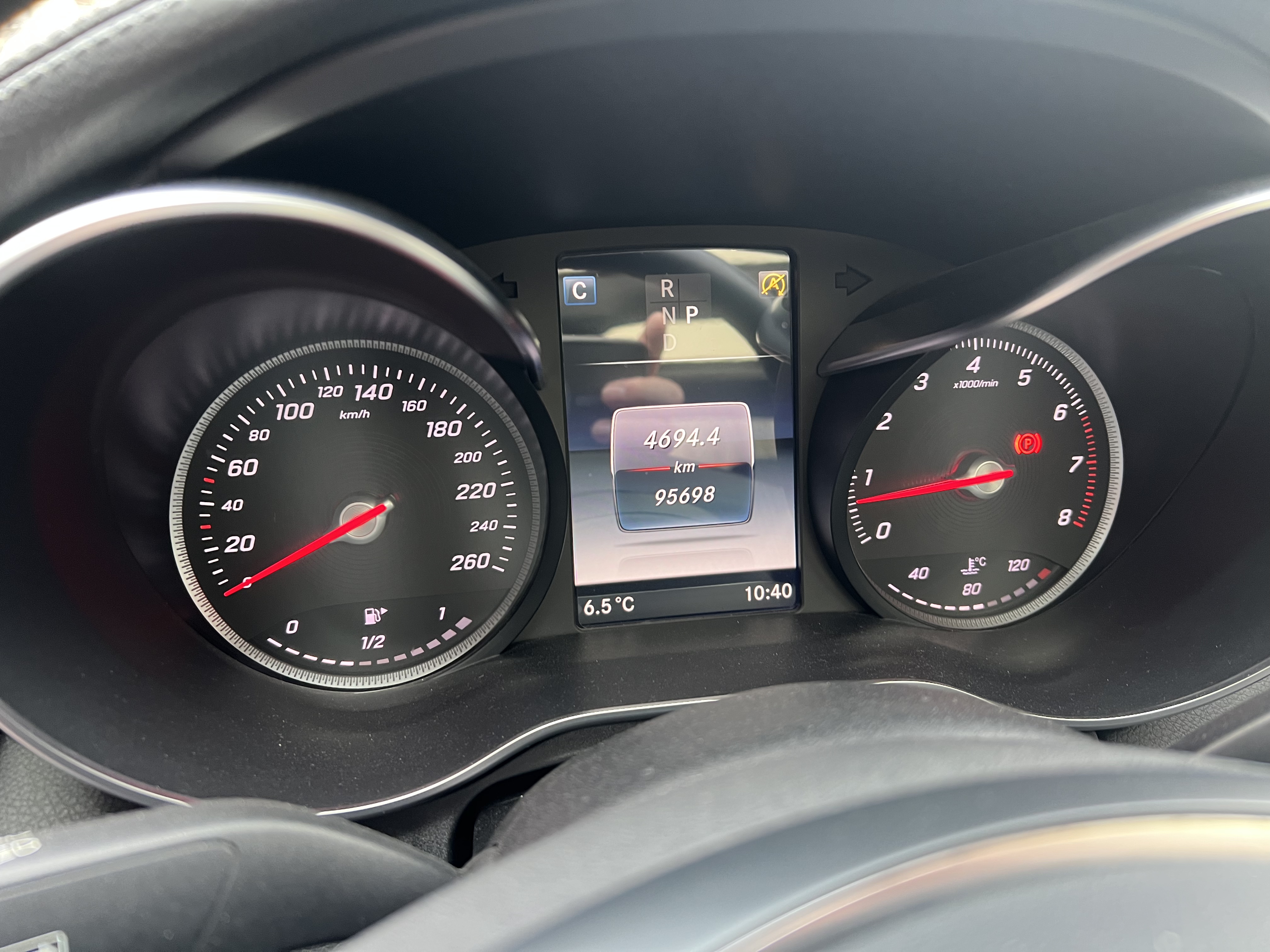 Mercedes-Benz C Class 2018 car image #6