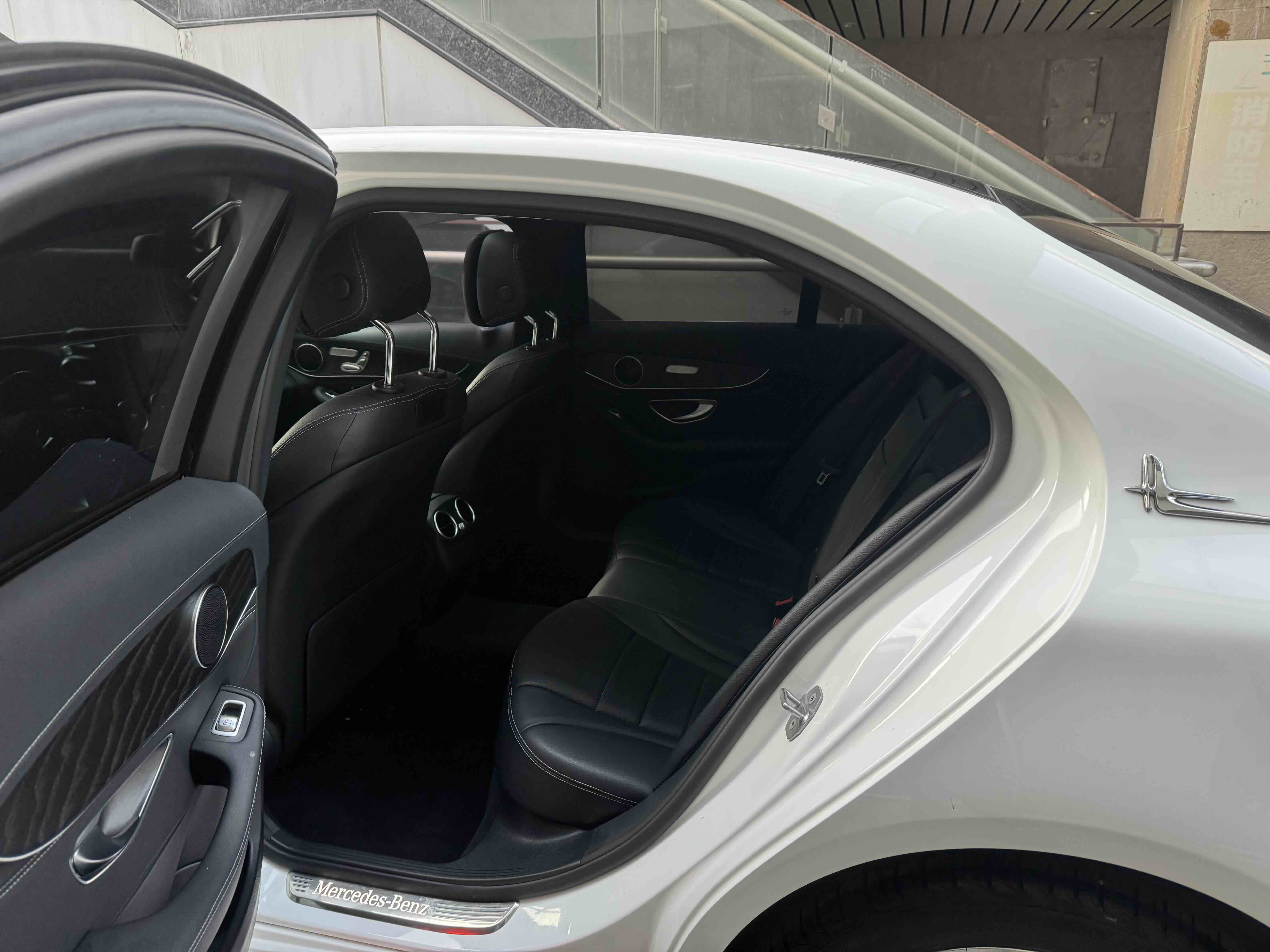Mercedes-Benz C Class 2018 #6 Mercedes-Benz C Class 2018 car image #6