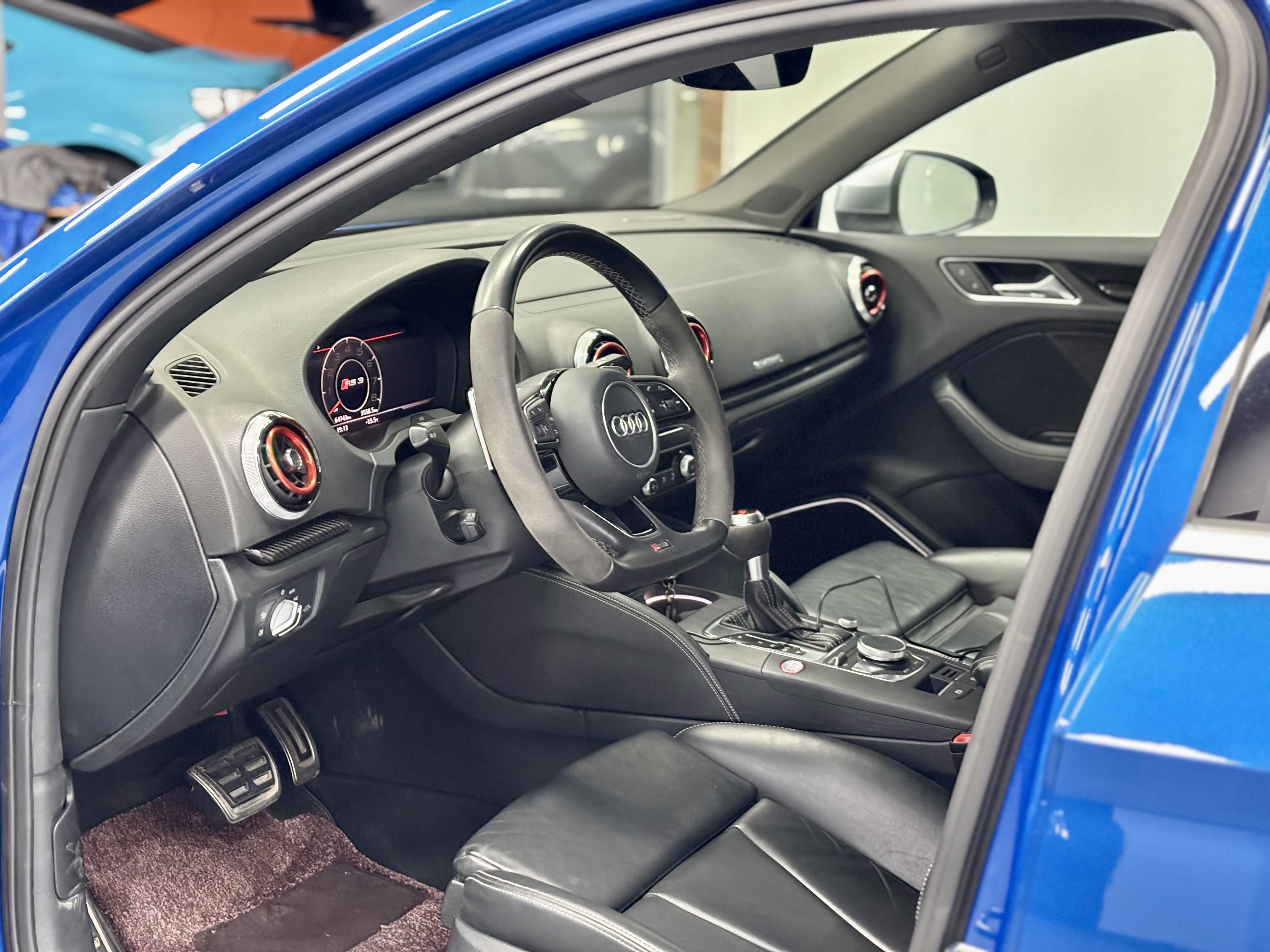 Audi RS 3 2019 صورة سيارة #6