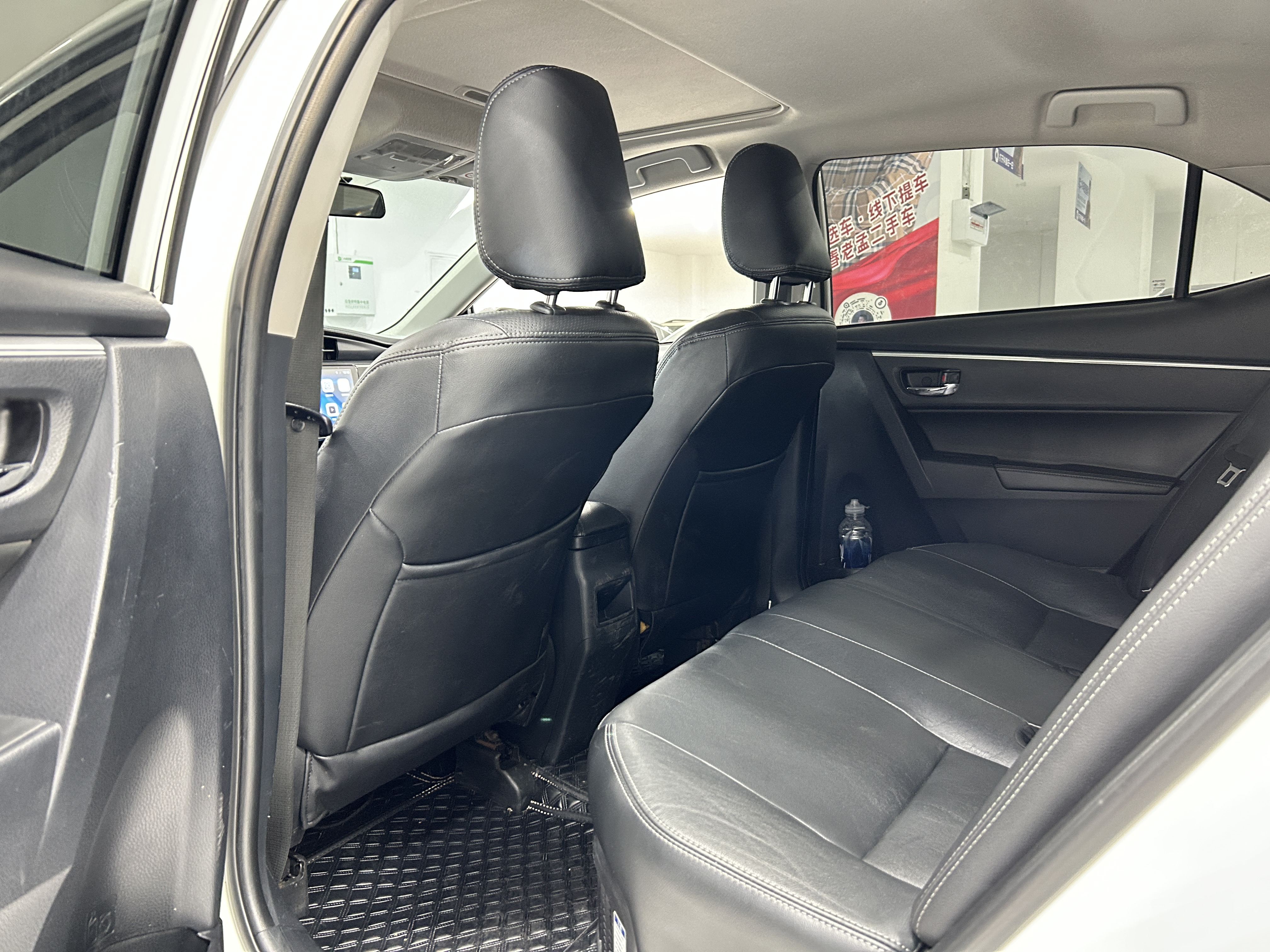 Toyota Corolla 2017 car image #6
